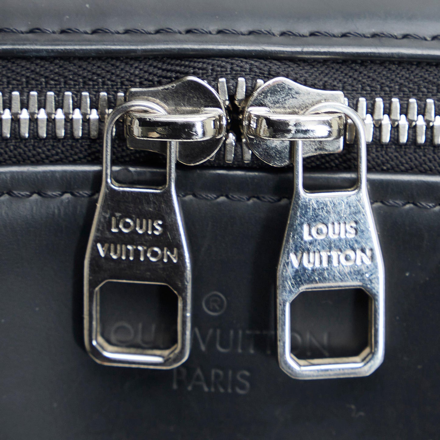Louis Vuitton Damier Graphite Porte Documents Jour