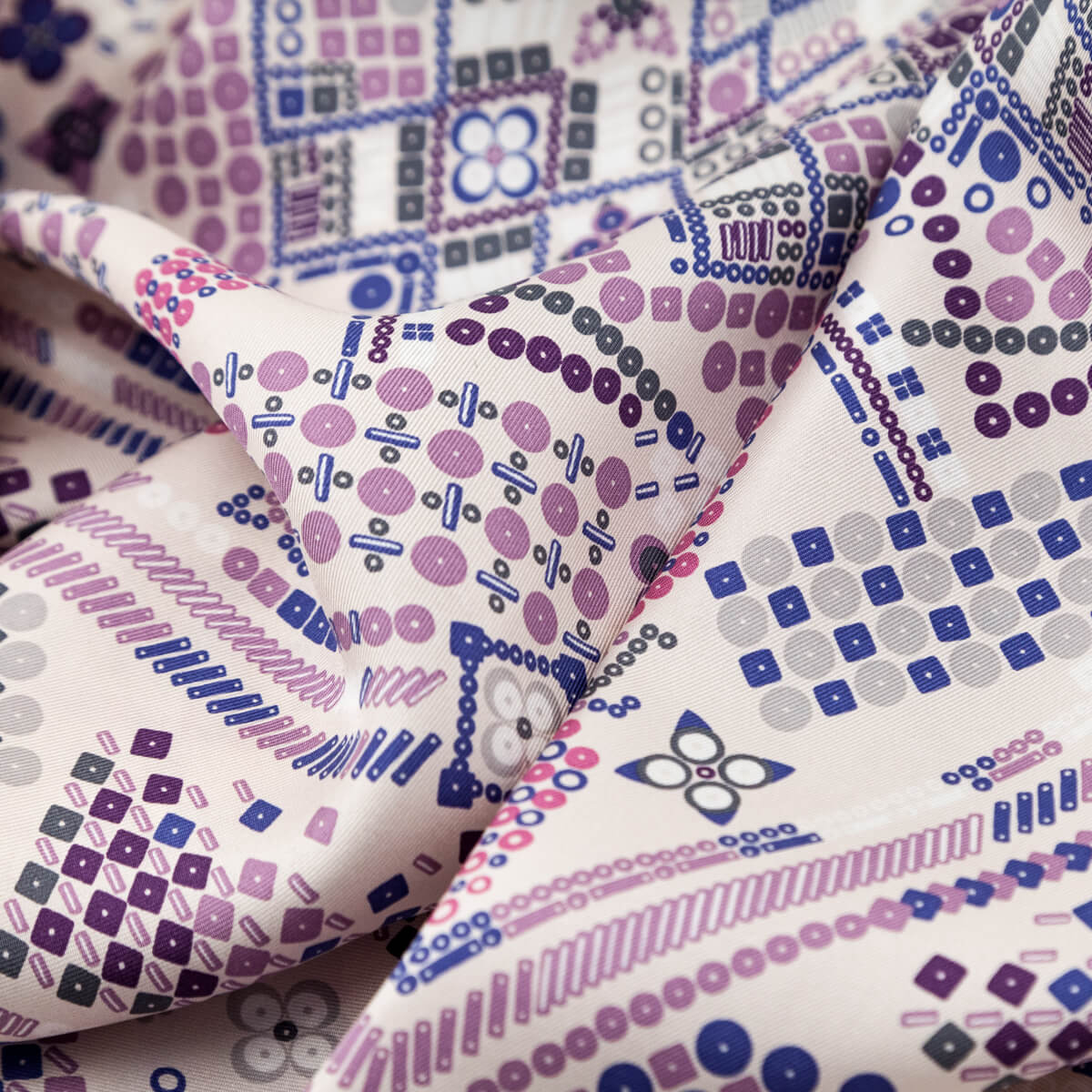 Louis Vuitton Pink & Purple Silk Aiyana Scarf