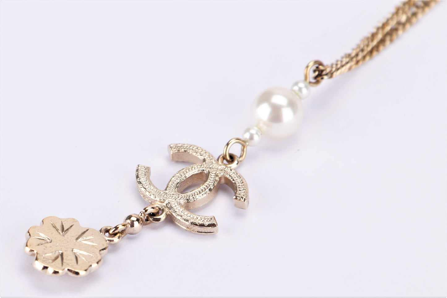 CHANEL 60CM LIGHT GP NECKLACE FAUX PEARL, RHINESTONE CC AND CAMELIA PENDANT, NO BOX