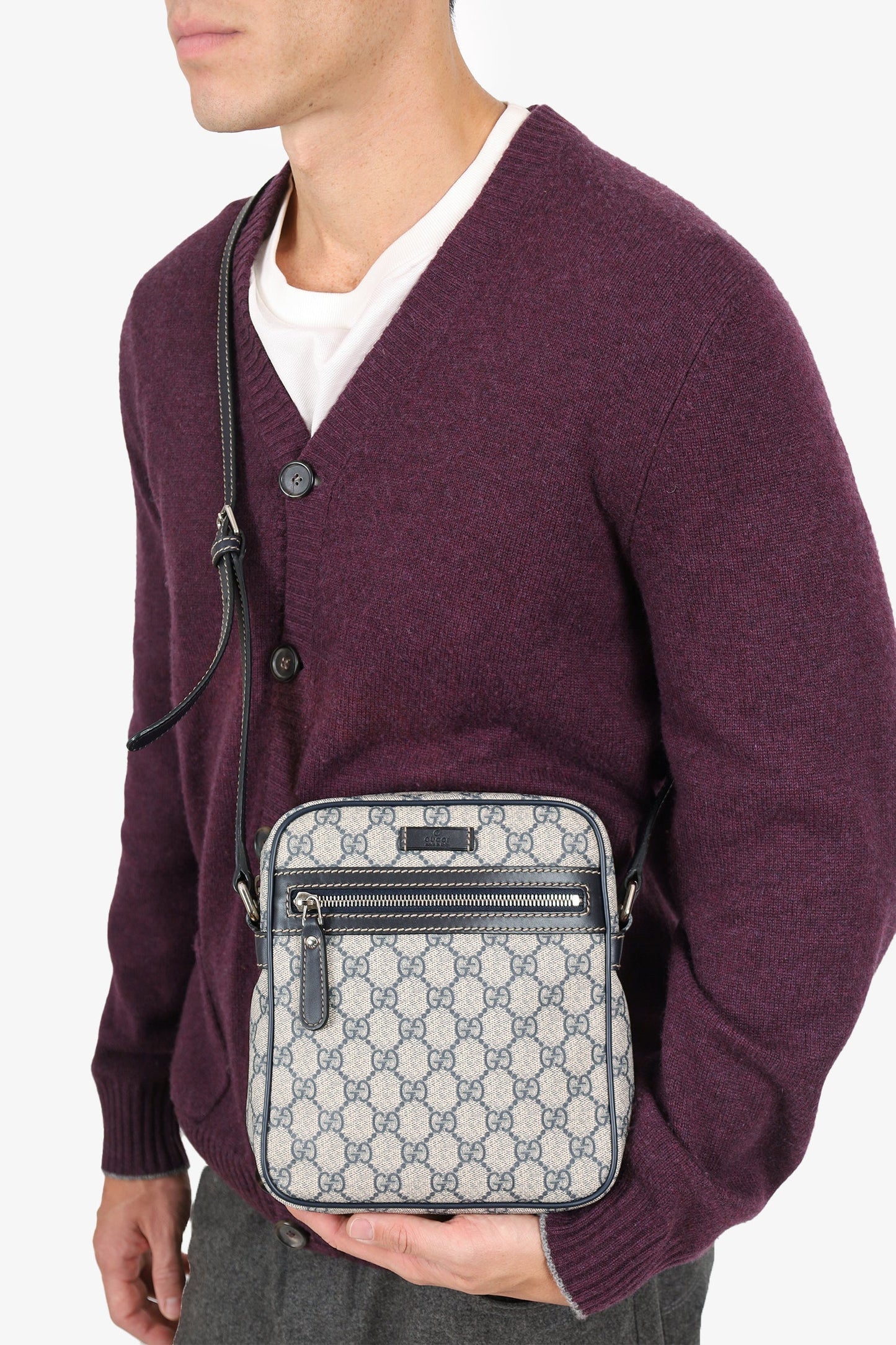 Gucci Black/Navy GG Supreme Canvas Messenger Bag