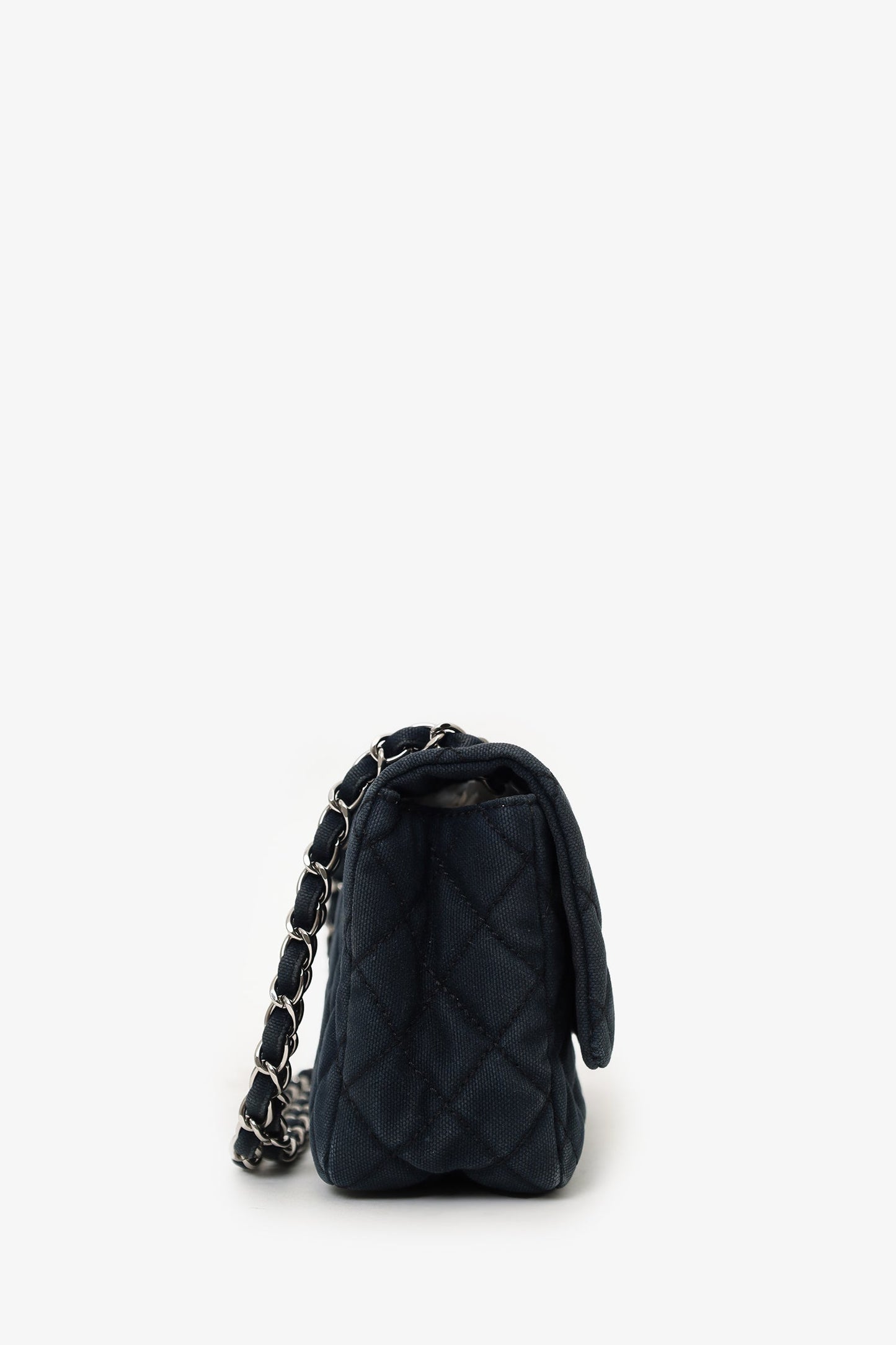 Pre-Loved Chanel™ 2008/2009 Navy Canvas CC Cruise Shoulder Bag