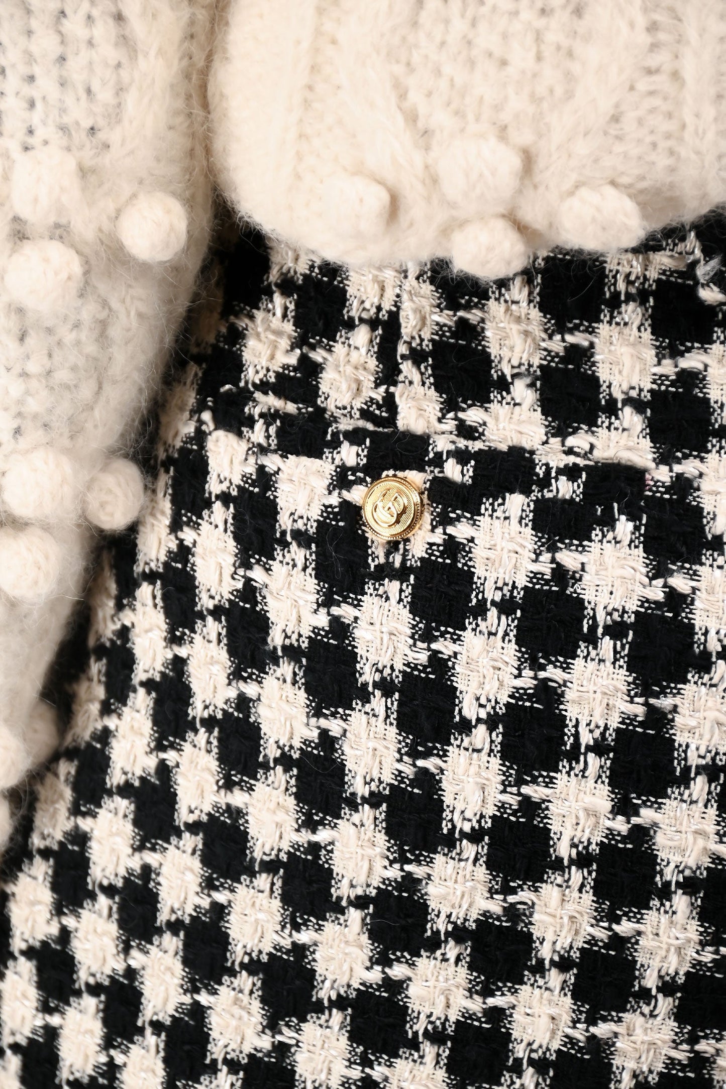 Gucci Black/White Tweed Herringbone Wide Leg Tro rs Size 46 w/ Tags