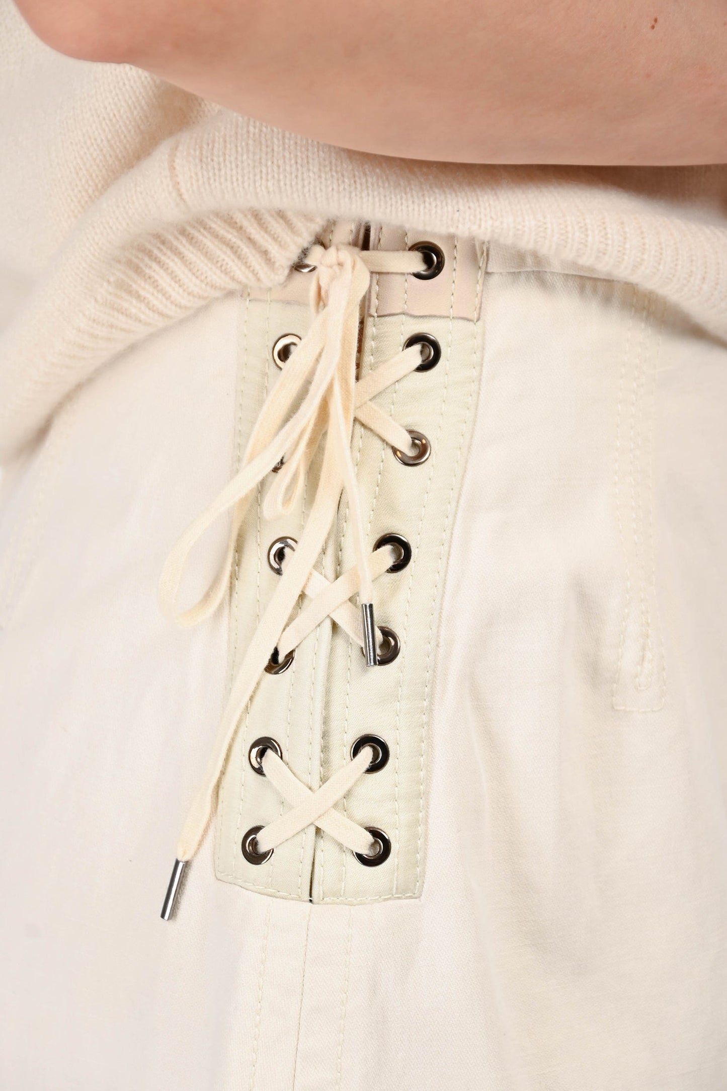Chloe Cream Cotton Laced Detail Skirt Size 40