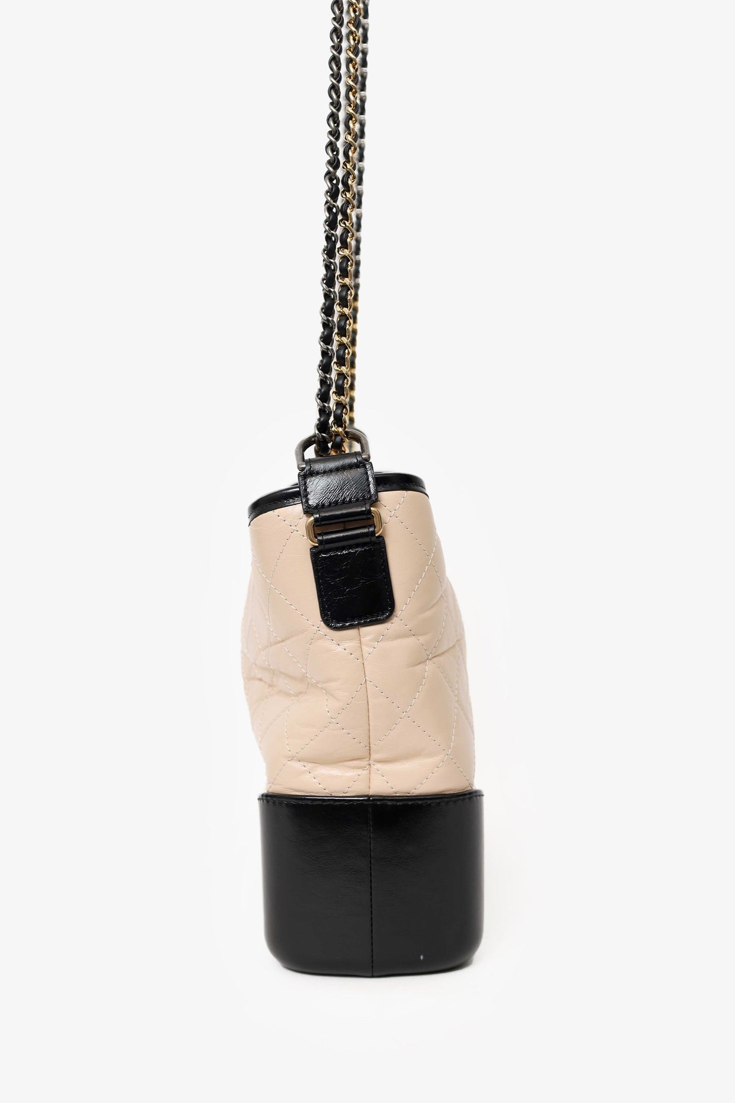 Pre-Loved Chanel™ 2018-19 Beige/Black Leather Medium Gabrielle Chain Bag