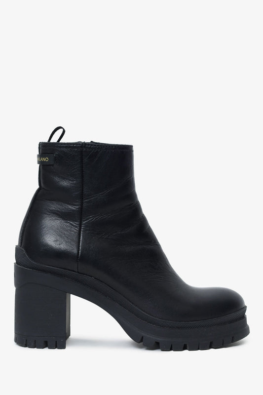 Prada Black Leather Heeled Chelsea Boots Size 35.5