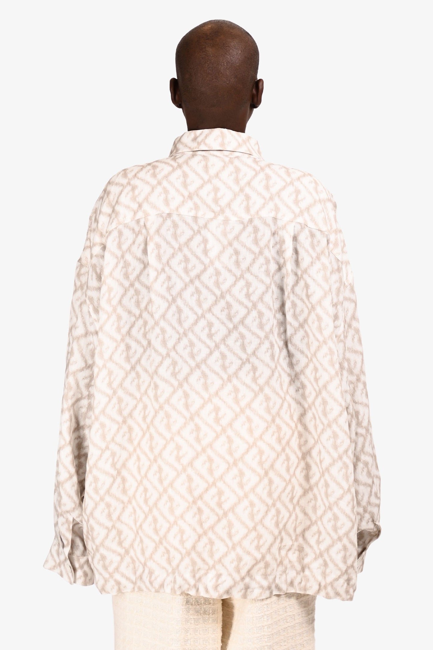 Fendi 2022 White/Beige Graphic Linen V-Neck Pocket Blo  Size 42 w/ Tags