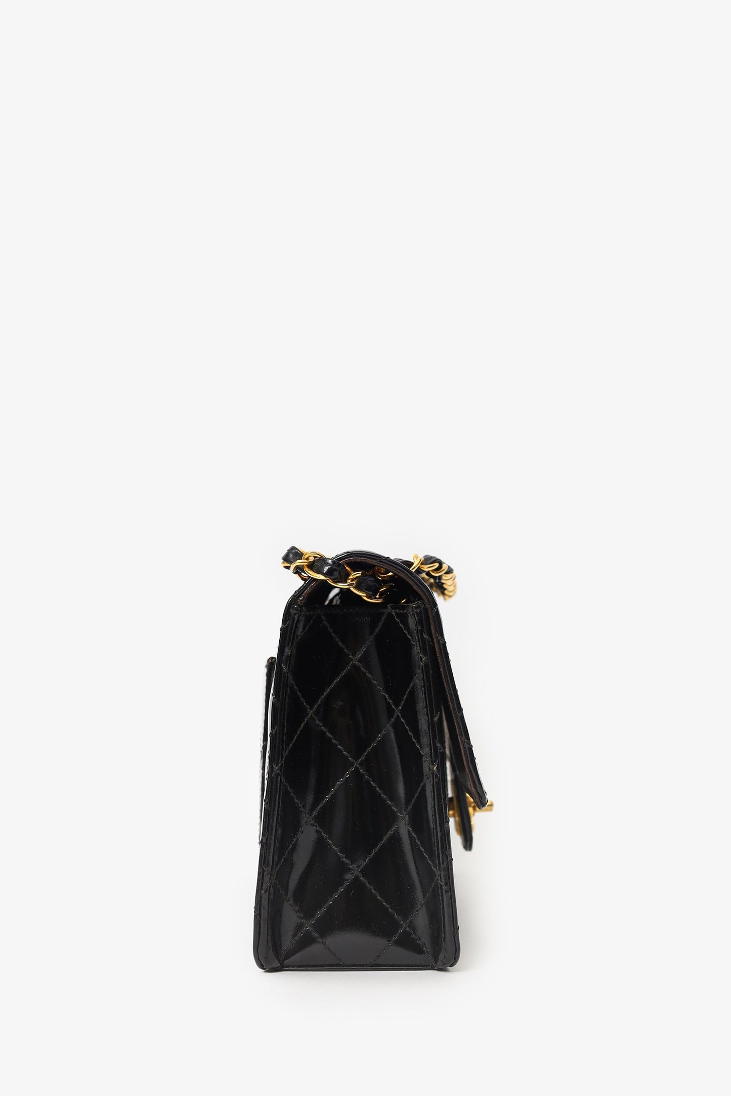 Pre-Loved Chanel™ 1996-97 Black Quilted Patent Leather CC Flap Bag