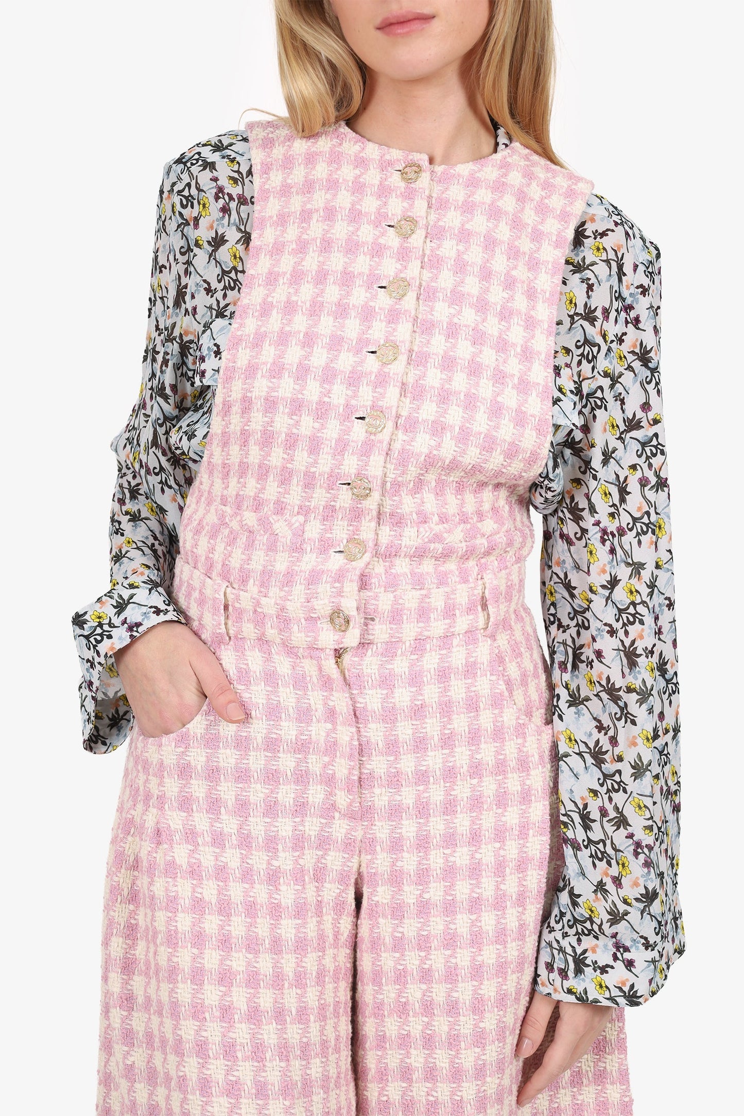 Pre-Loved Chanel™ 23SS Pink/White Tweed Plaid Jumpsuit Size 36