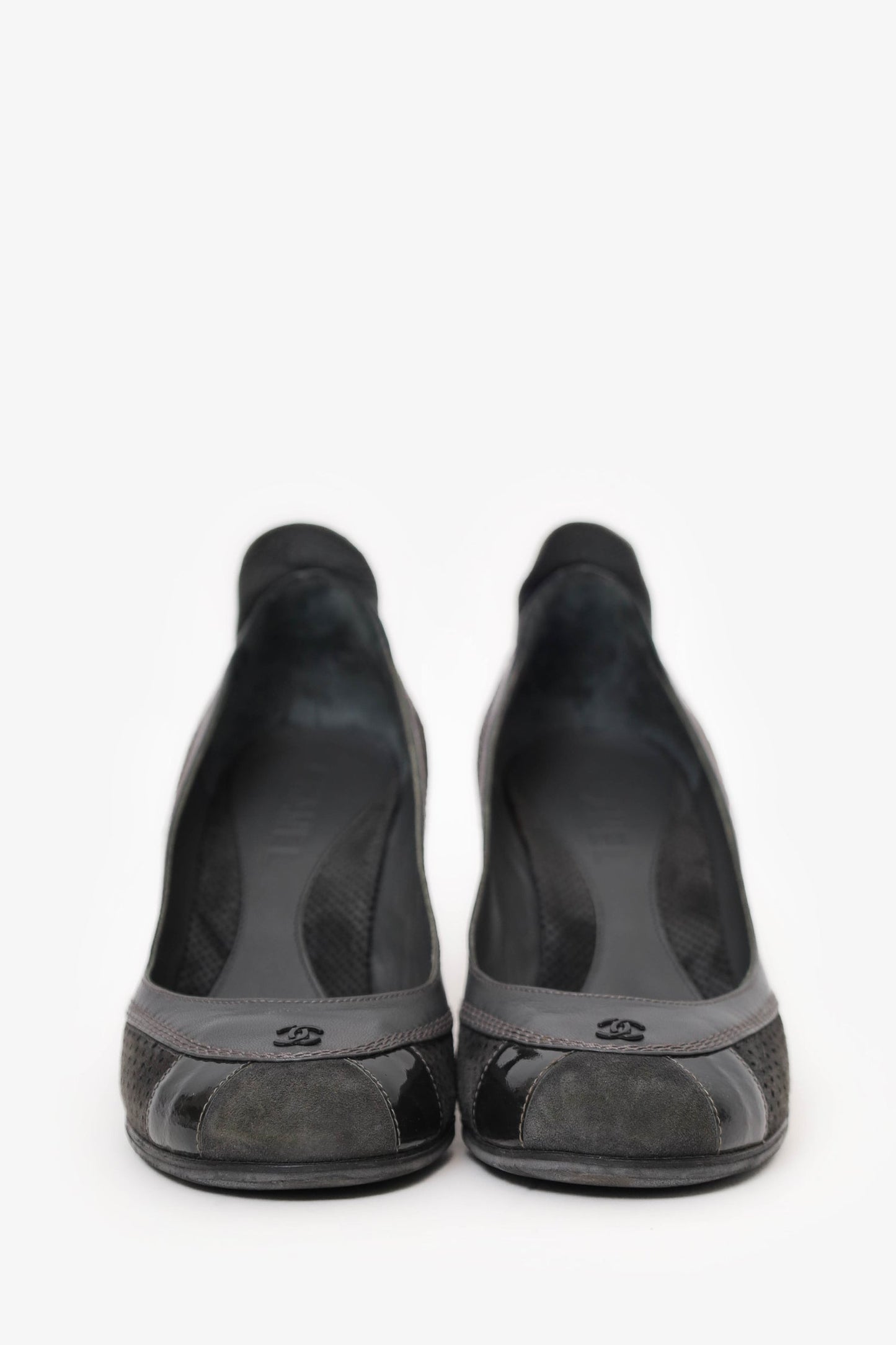 Pre-Loved Chanel™ Grey Suede/Leather Mesh CC Pumps Size 36