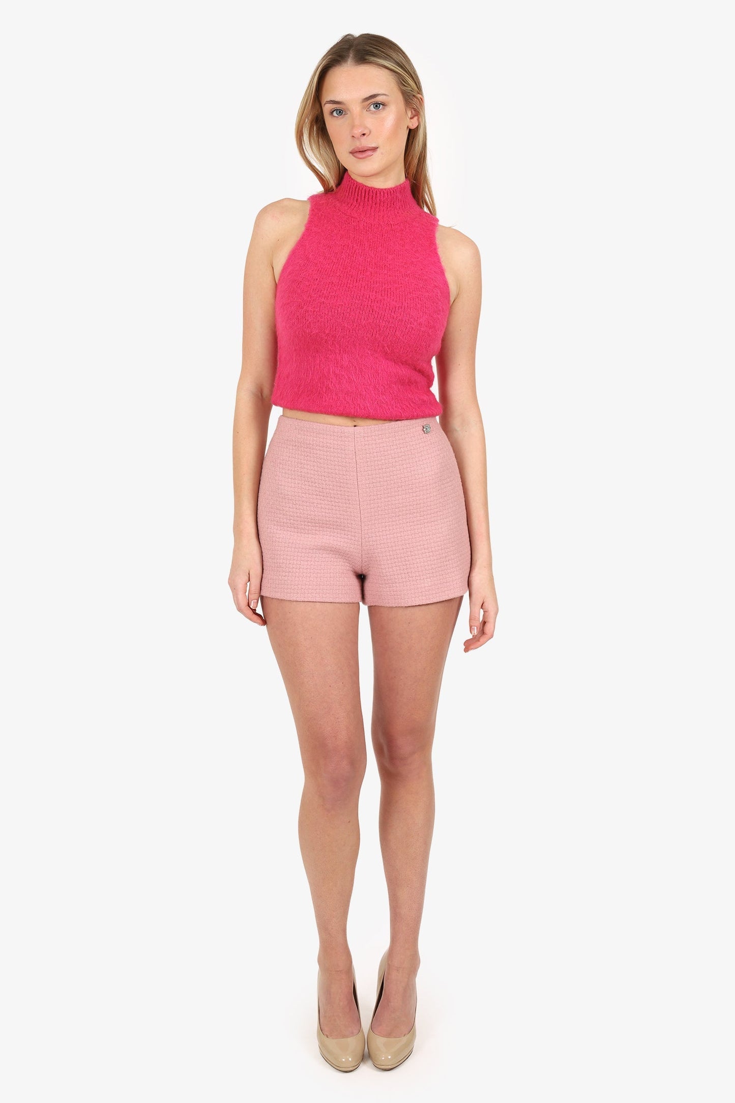 Pre-Loved Chanel™ 22K Pink Wool Tweed CC Jewel Buttons Shorts Size 36