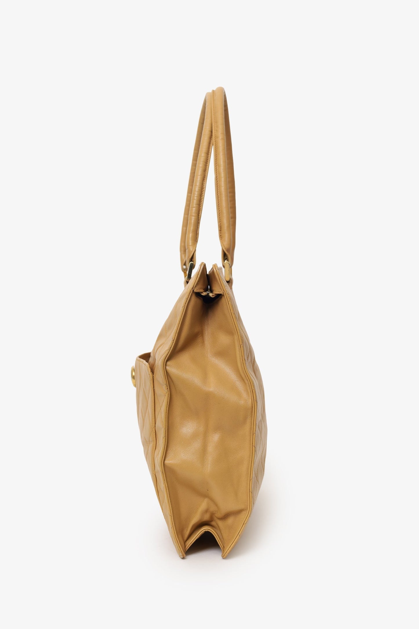 Pre-Loved Chanel™   Beige Quilted Lambskin CC Briefcase