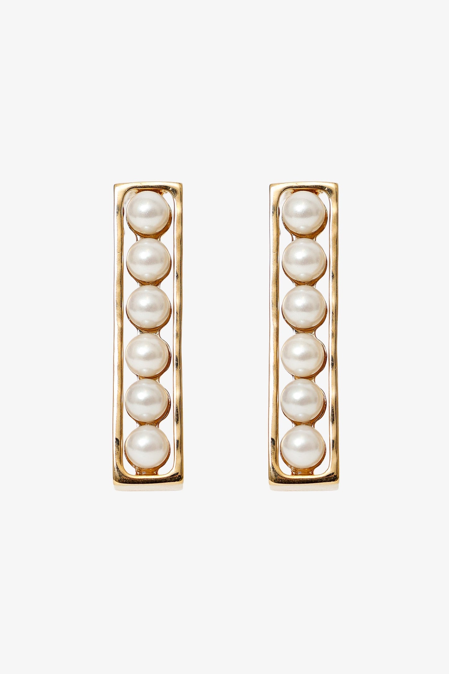 Pre-Loved Chanel™ Gold Tone Pearl Stud Bar Earrings
