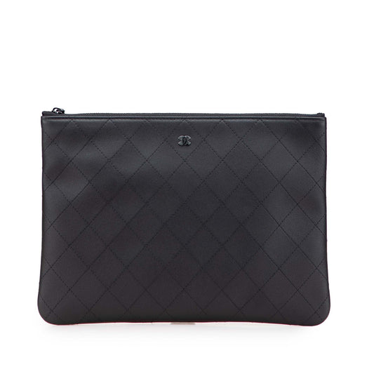 Black Chanel Medium Stitched Calfskin CC Cosmetic Case Clutch Bag