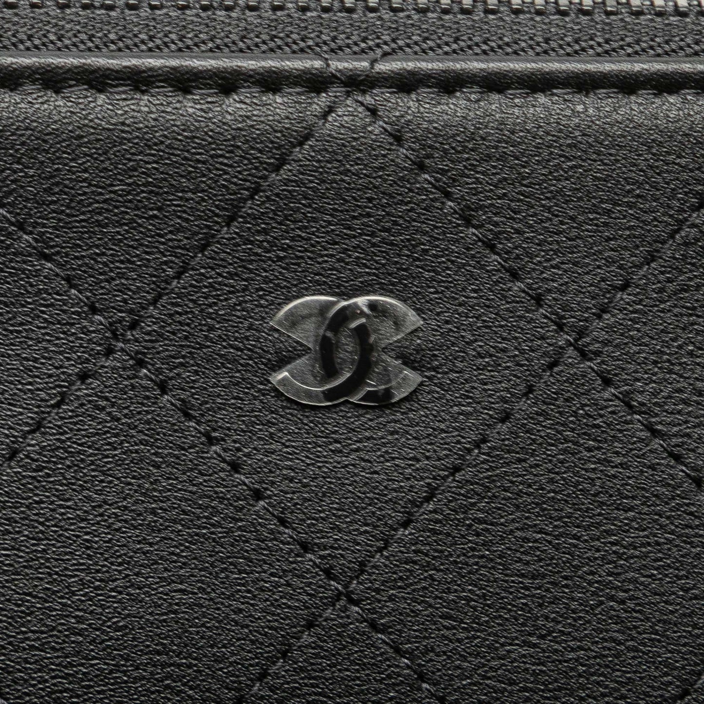 Black Chanel Medium Stitched Calfskin CC Cosmetic Case Clutch Bag