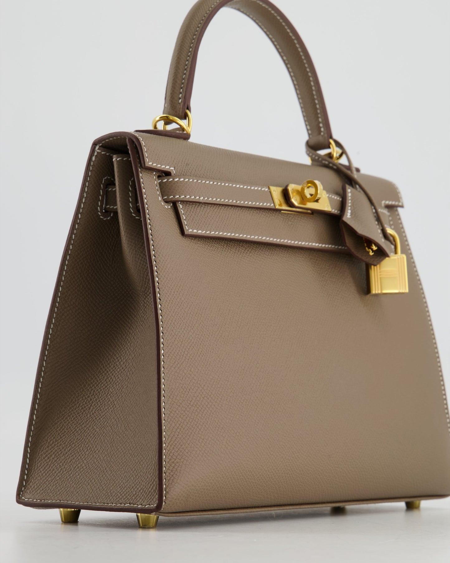 *HOLY GRAIL* Herm�s Kelly 25 Sellier Bag in Etoupe Epsom Leather and Gold Hardware