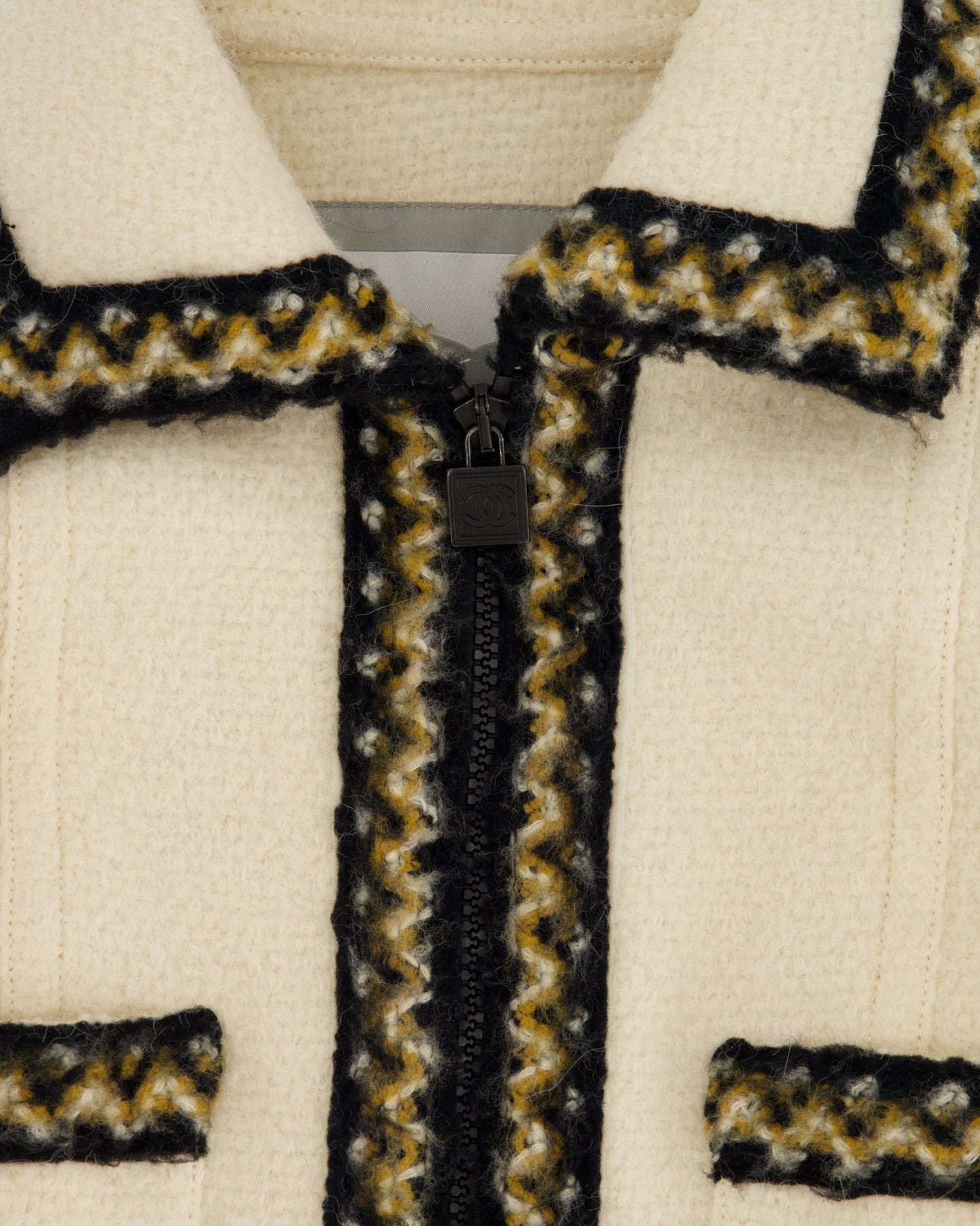 Chanel 1996 Cream Mark Tweed Jacket with Brown, White ZigZag Trim Detail Size FR 38 (UK 10)