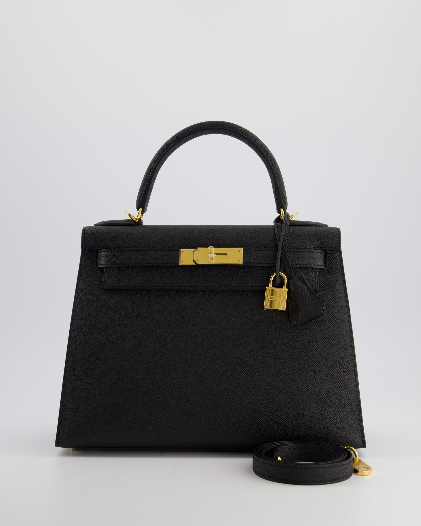 Herm�s Kelly 28 Sellier Bag in Noir Epsom Leather with Gold Hardware