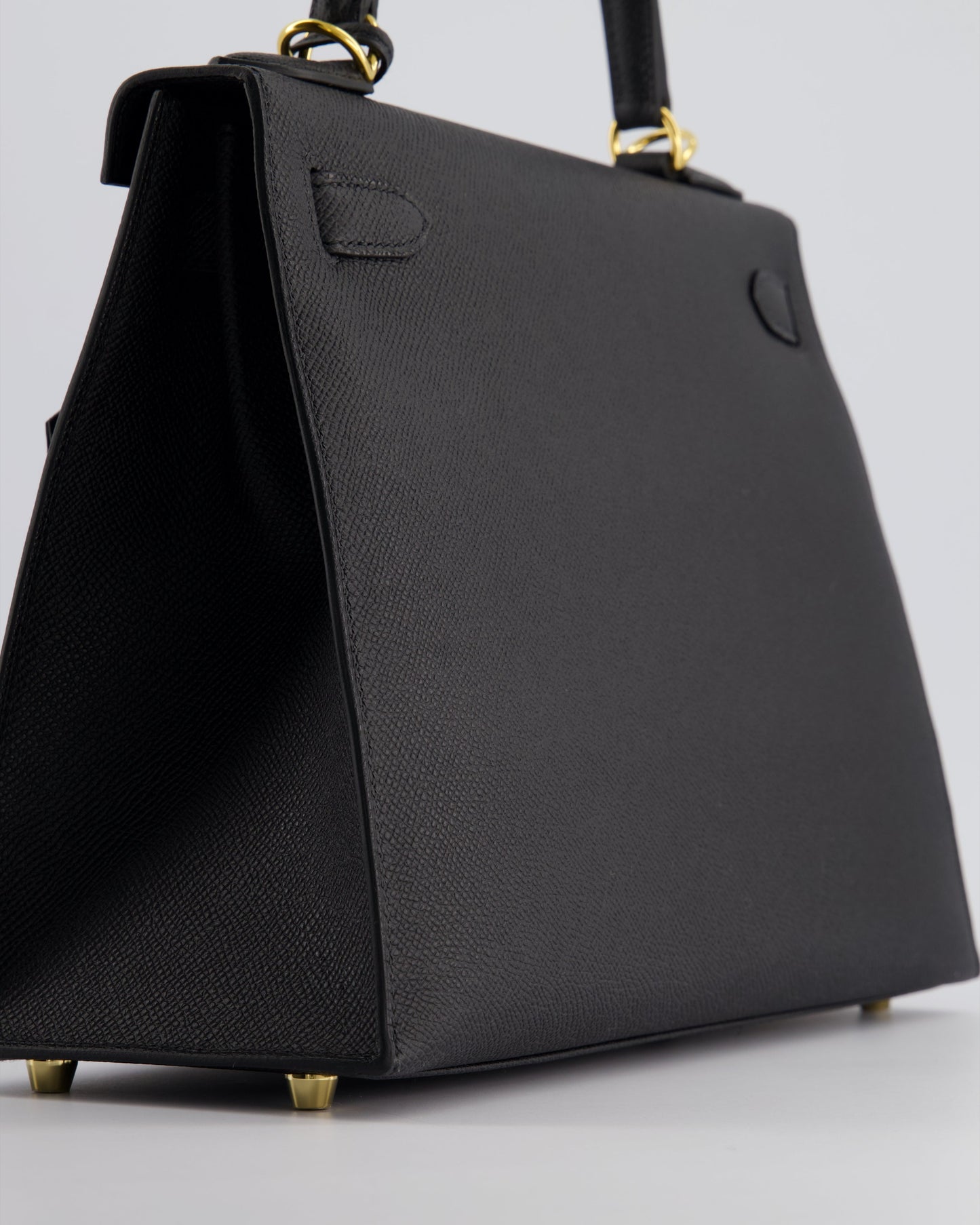 Herm�s Kelly 28 Sellier Bag in Noir Epsom Leather with Gold Hardware