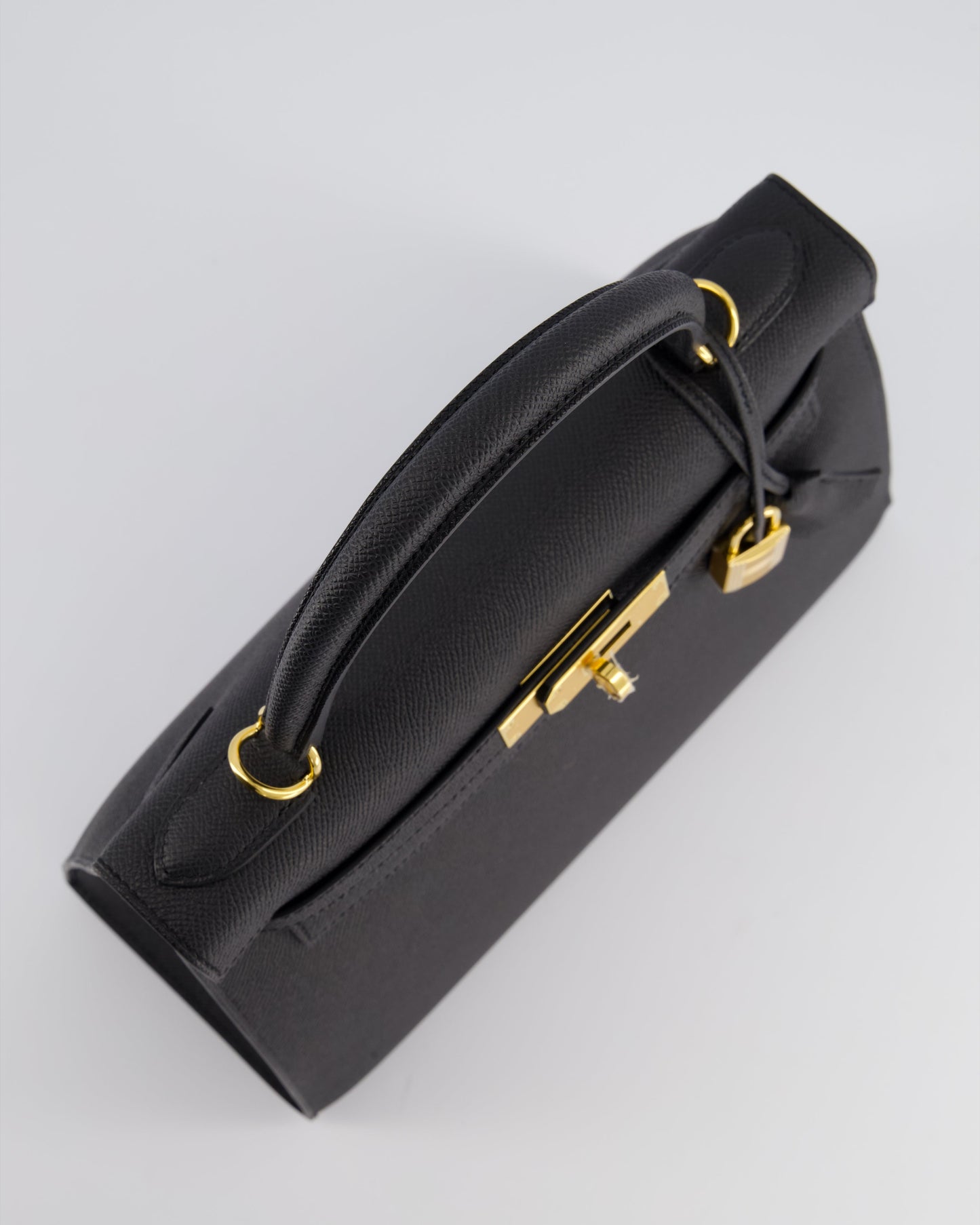 Herm�s Kelly 28 Sellier Bag in Noir Epsom Leather with Gold Hardware