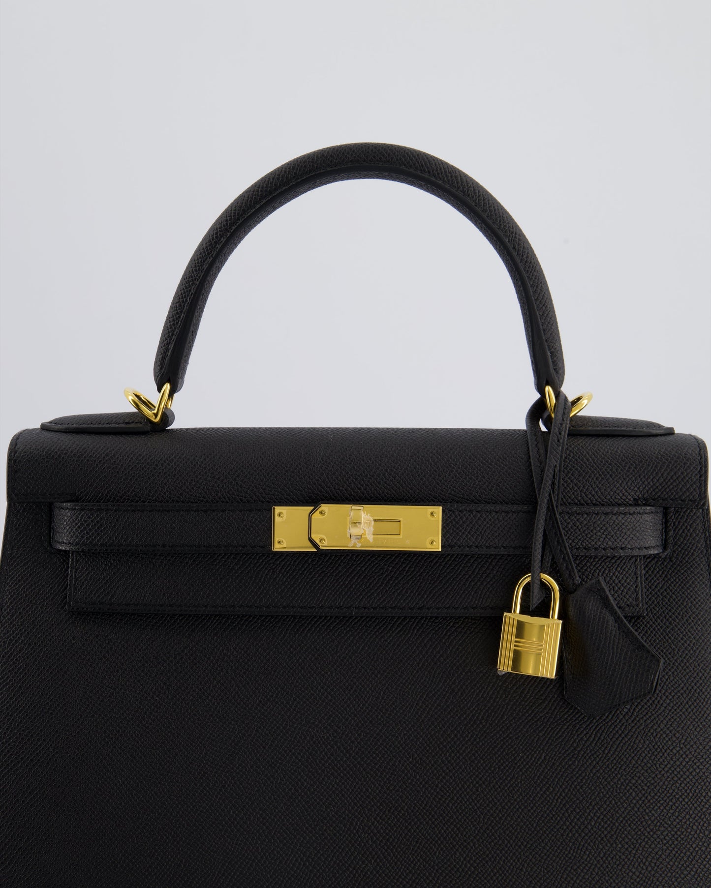 Herm�s Kelly 28 Sellier Bag in Noir Epsom Leather with Gold Hardware