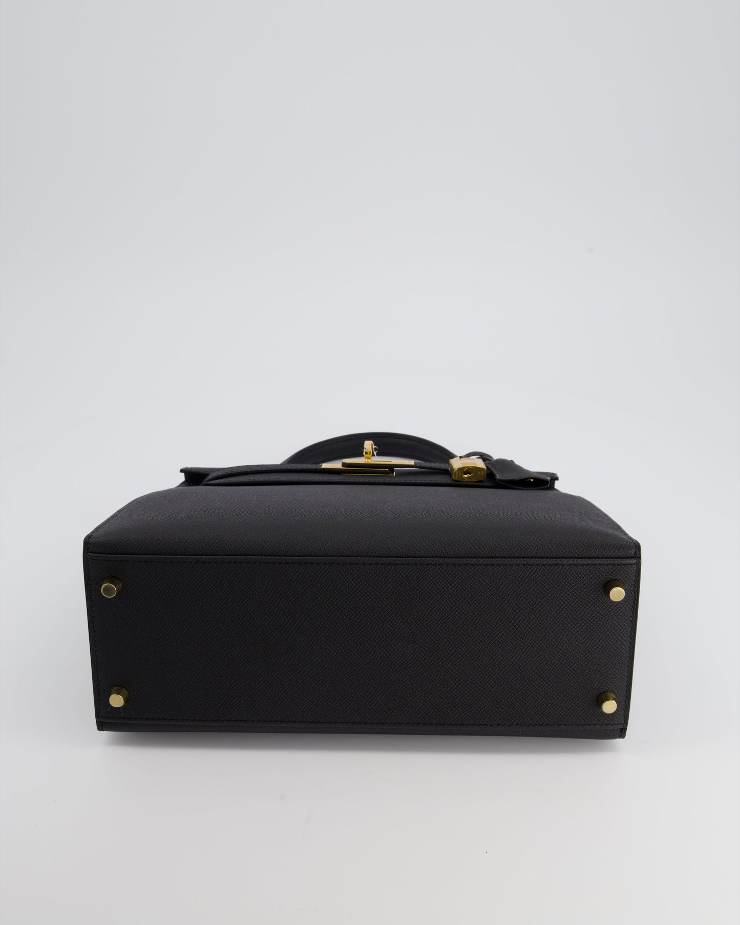 Herm�s Kelly 28 Sellier Bag in Noir Epsom Leather with Gold Hardware
