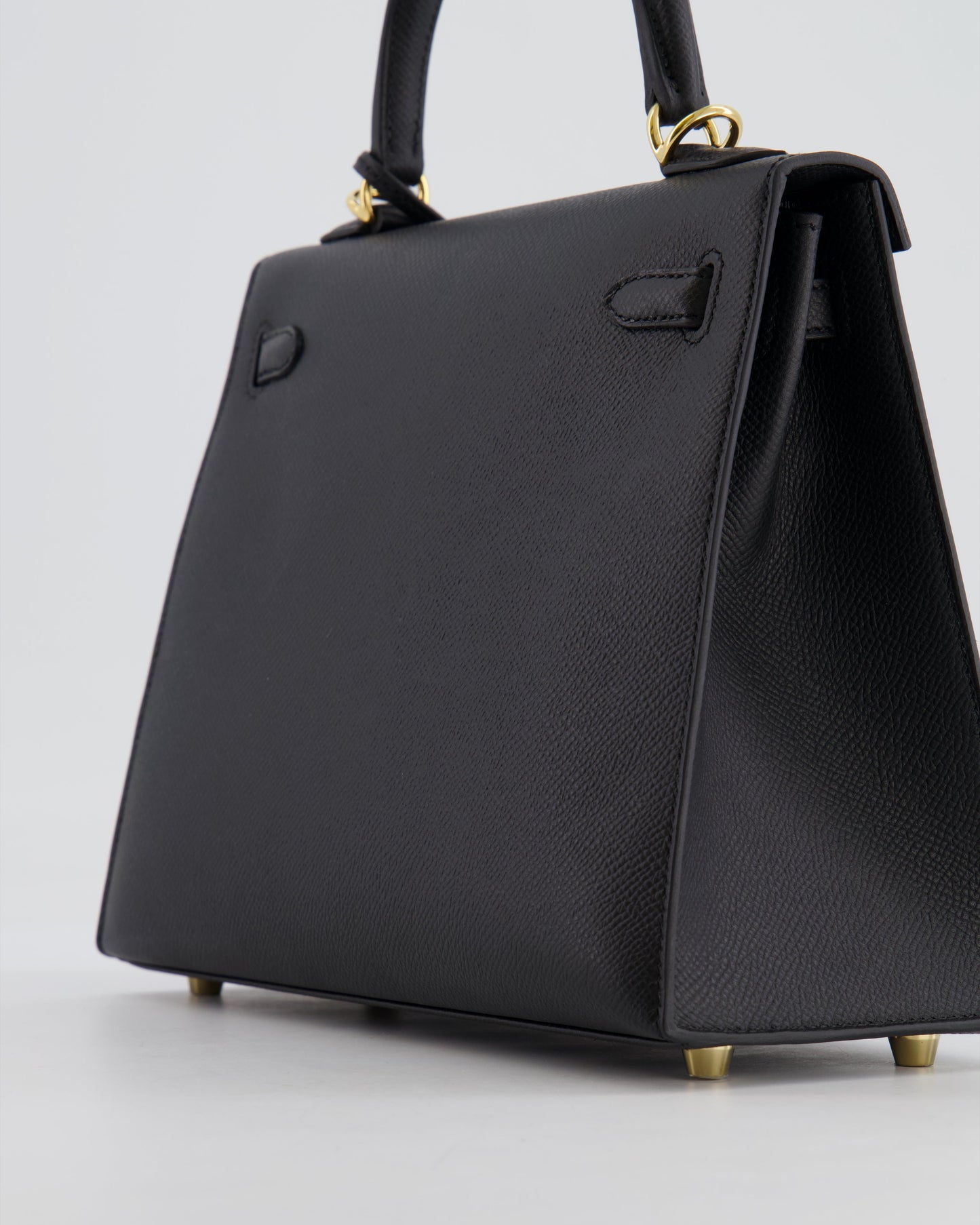*HOLY GRAIL* Herm�s Kelly 25 Sellier Bag in Noir Epsom Leather with Gold Hardware