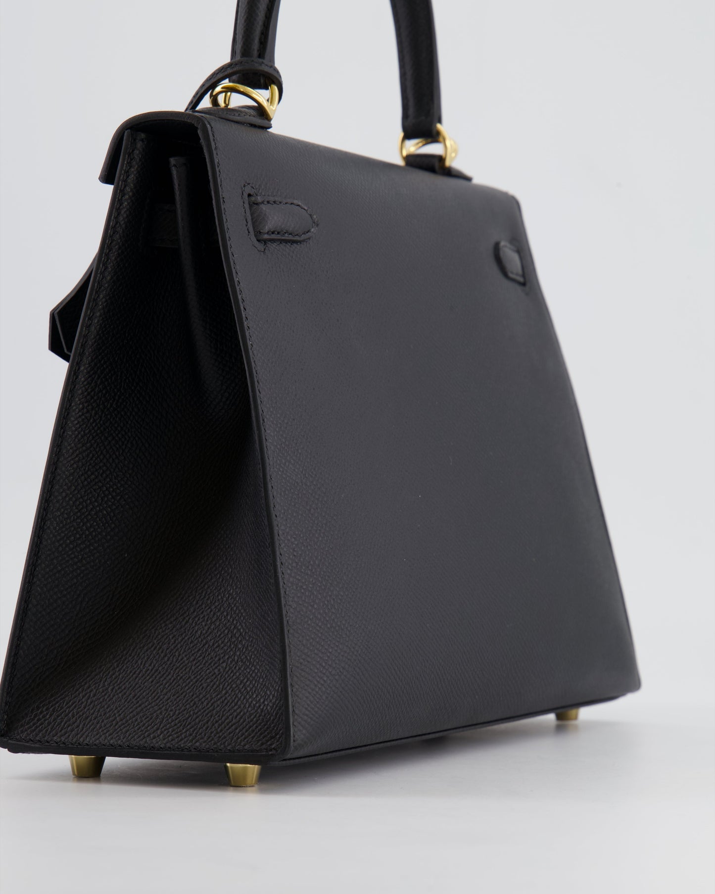 *HOLY GRAIL* Herm�s Kelly 25 Sellier Bag in Noir Epsom Leather with Gold Hardware