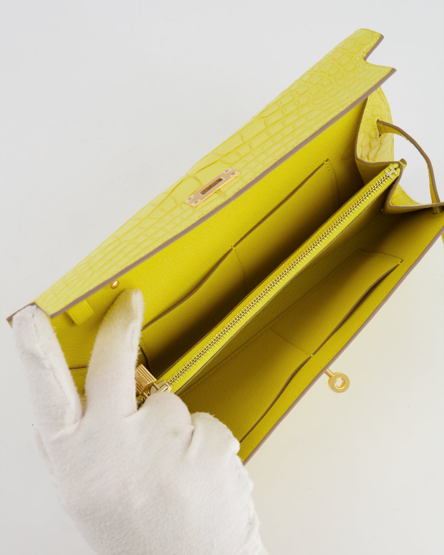 *RARE* Herm�s Kelly To Go Bag in Jaune Mimosa Alligator Mississippiensis Leather with Gold Hardware