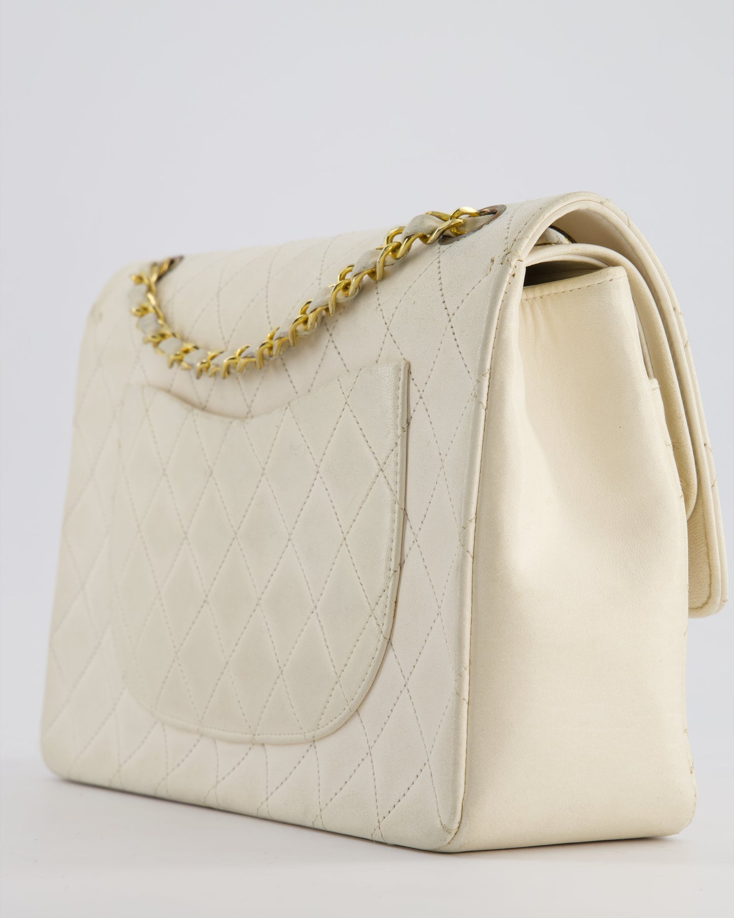 Chanel   White Medium Classic Double Flap Bag in Lambskin Leather with 24K Gold Hardware