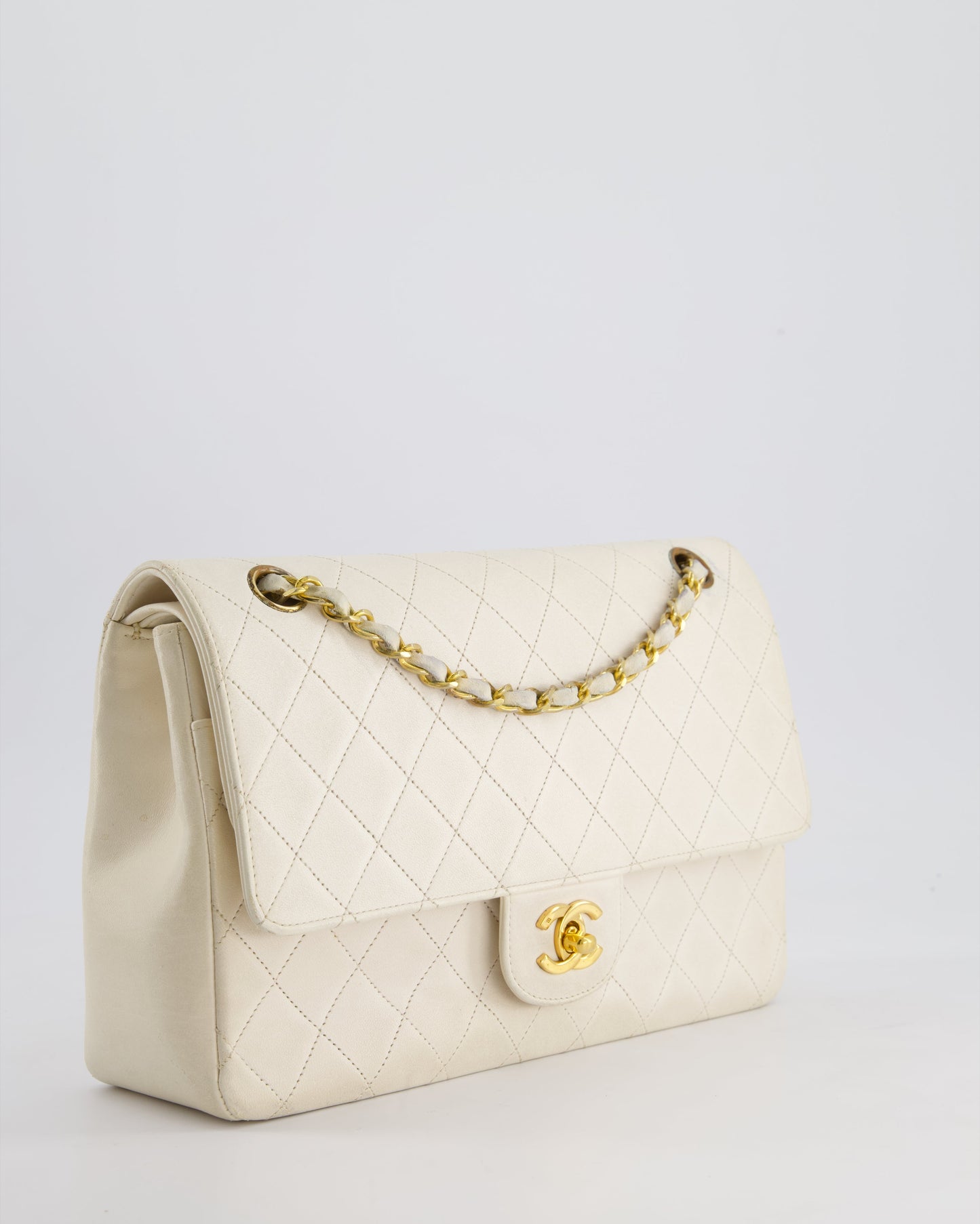 Chanel   White Medium Classic Double Flap Bag in Lambskin Leather with 24K Gold Hardware
