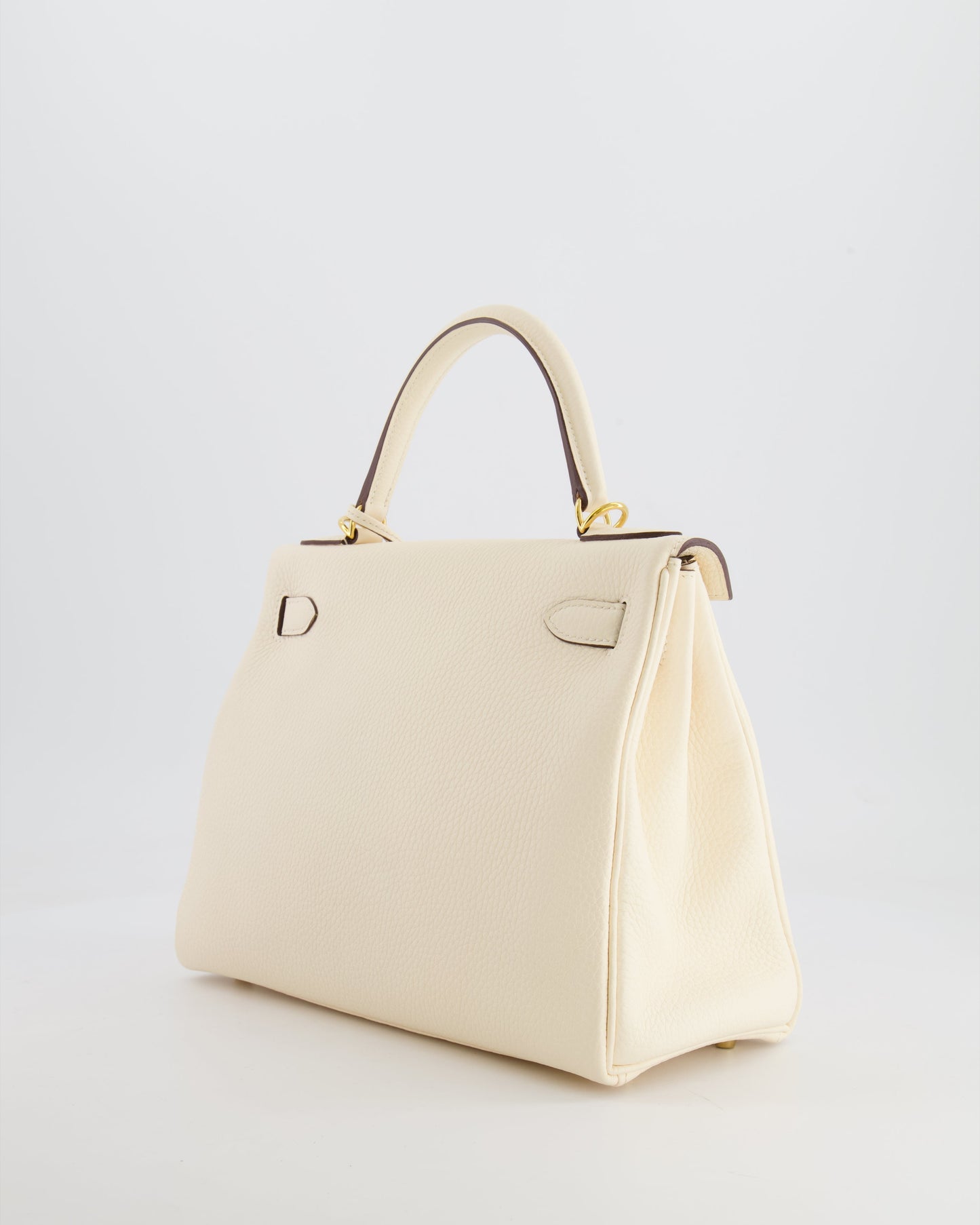 Herm�s Kelly 28 Retourne Bag in Nata Clemence Leather with Gold Hardware