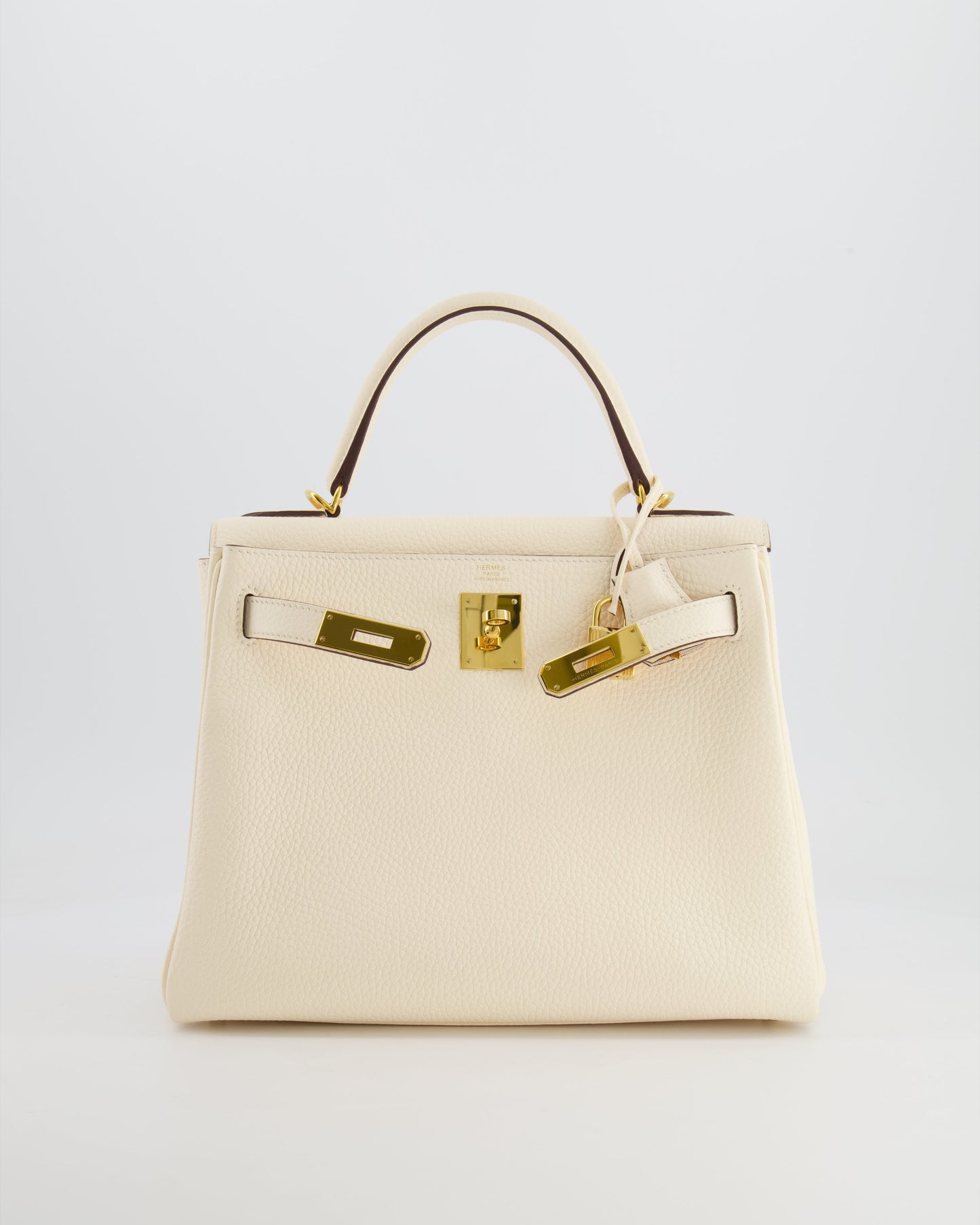 Herm�s Kelly 28 Retourne Bag in Nata Clemence Leather with Gold Hardware