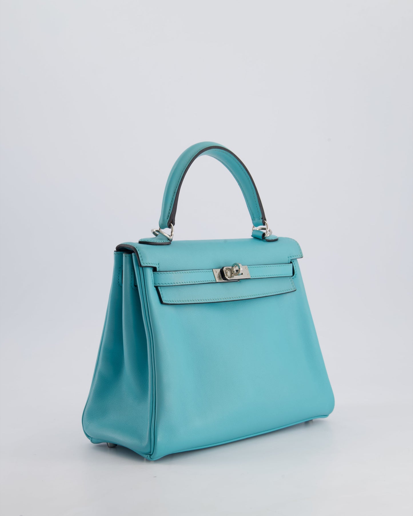 Herm�s Kelly 25 Retourne Bag in Bleu Atoll Swift Leather with Palladium Hardware