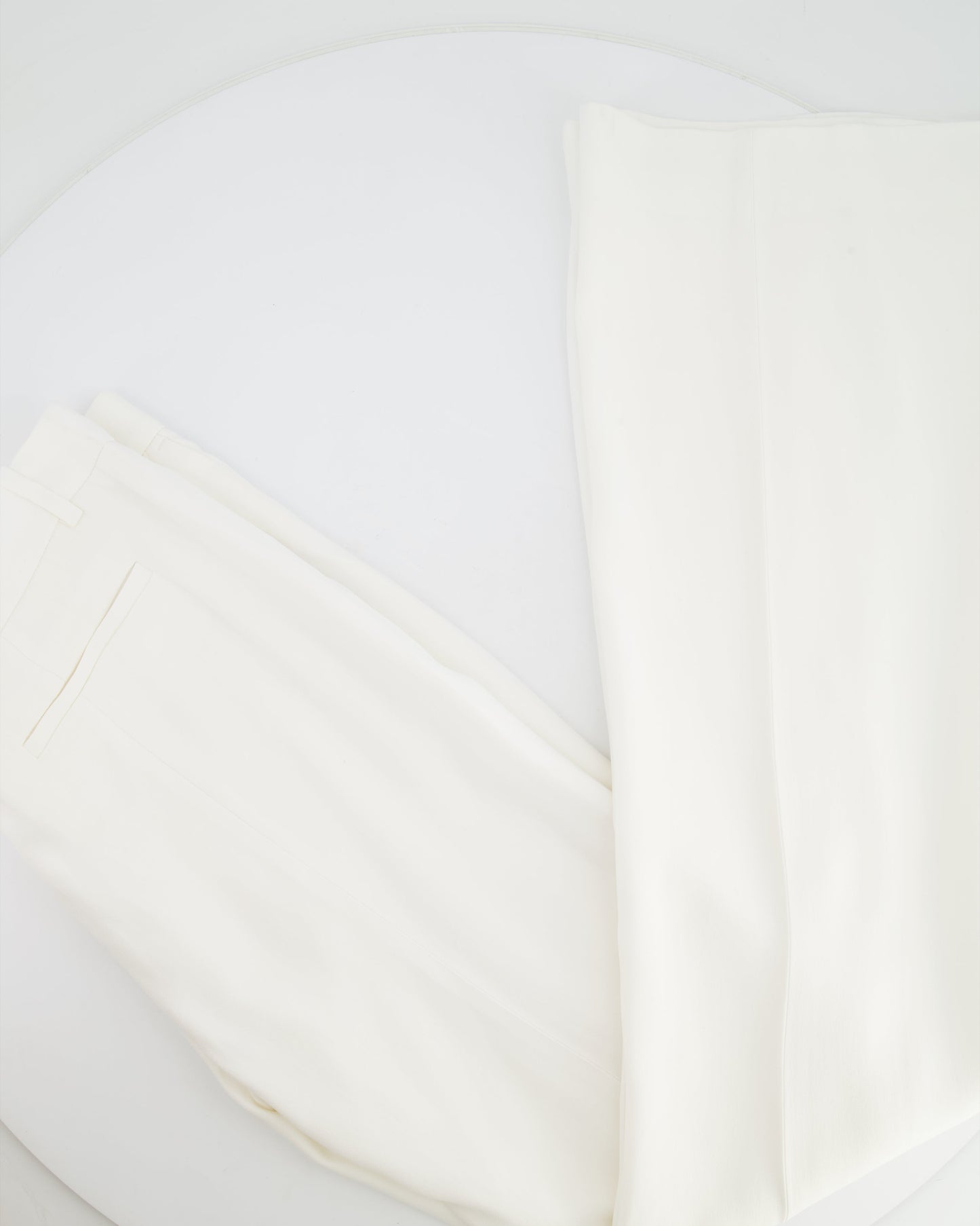 Alexander McQueen White Blazer Jacket and Matching Tro rs Set with White Button Details Size IT 42/44 (UK 10/12)