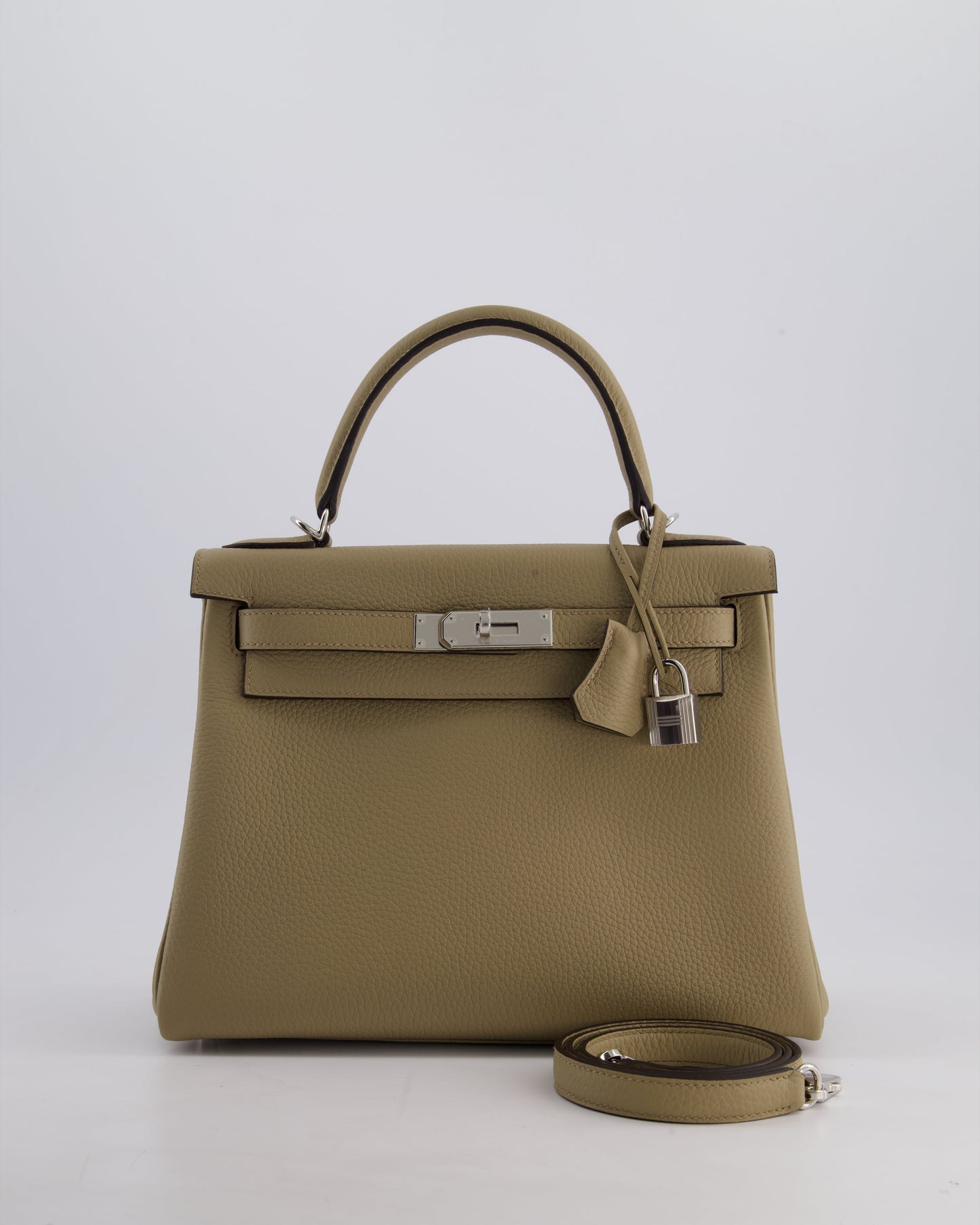 Herm�s Kelly 28 Retourne Bag in Beige Marfa Clemence Leather with Palladium Hardware