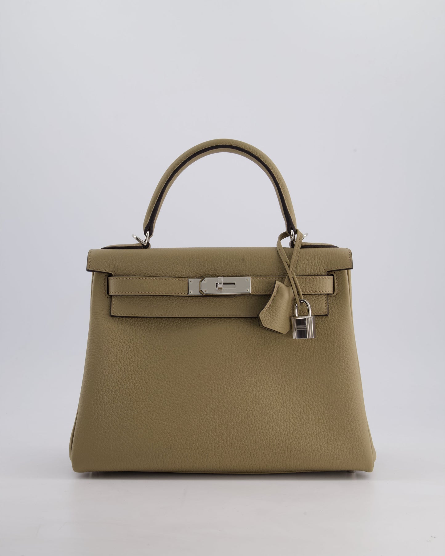 Herm�s Kelly 28 Retourne Bag in Beige Marfa Clemence Leather with Palladium Hardware