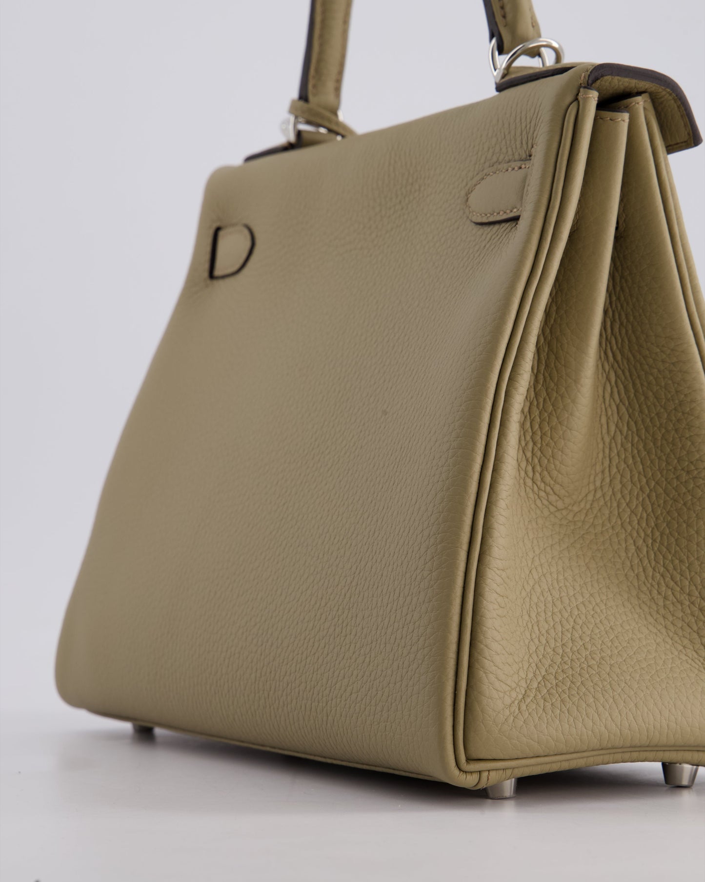 Herm�s Kelly 28 Retourne Bag in Beige Marfa Clemence Leather with Palladium Hardware