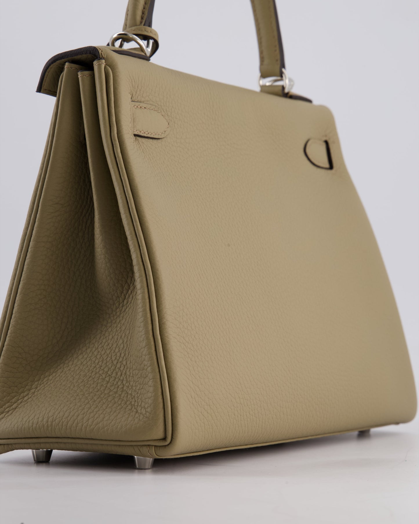 Herm�s Kelly 28 Retourne Bag in Beige Marfa Clemence Leather with Palladium Hardware