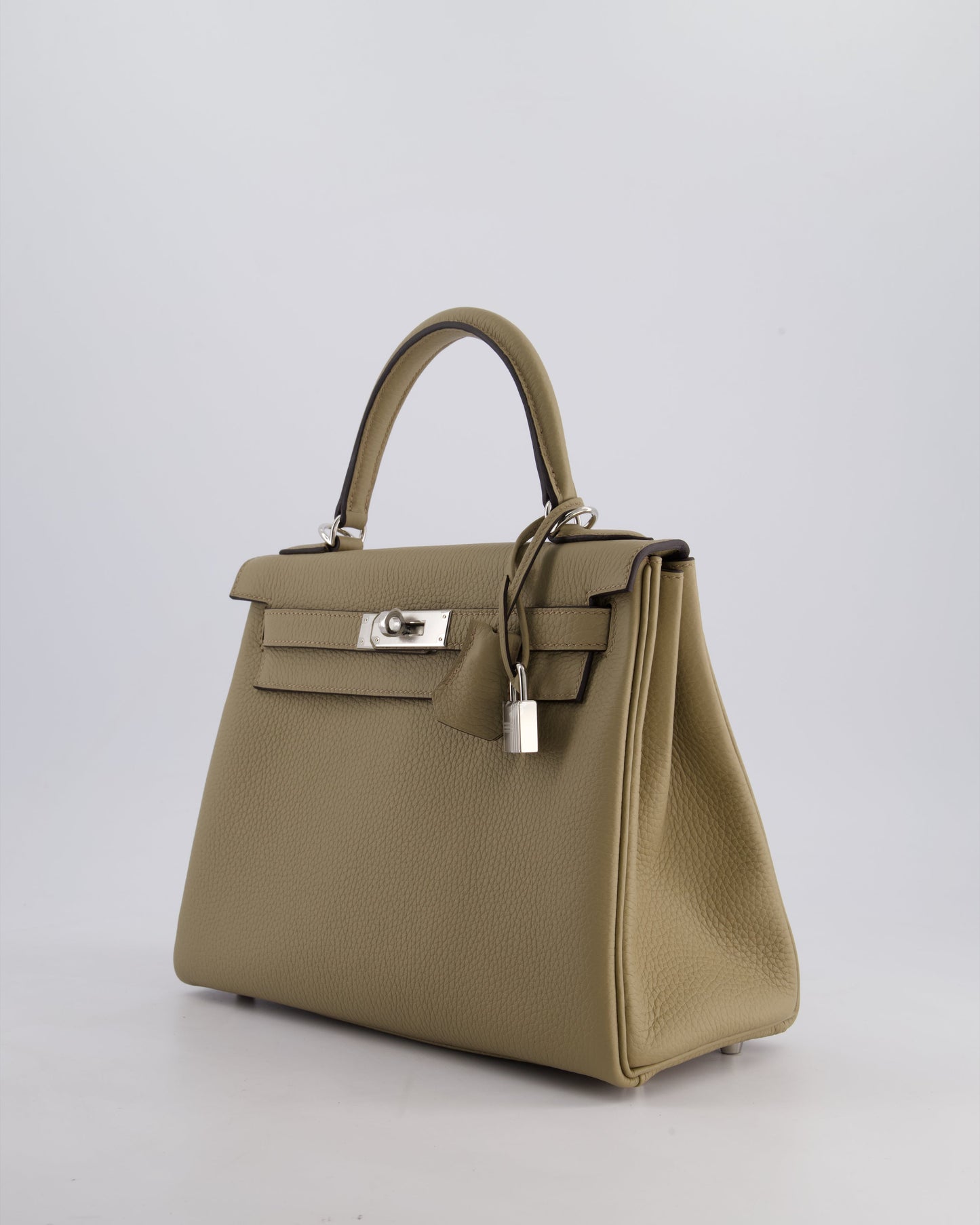 Herm�s Kelly 28 Retourne Bag in Beige Marfa Clemence Leather with Palladium Hardware