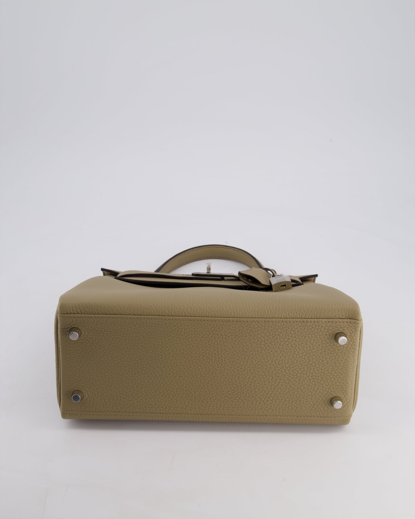 Herm�s Kelly 28 Retourne Bag in Beige Marfa Clemence Leather with Palladium Hardware