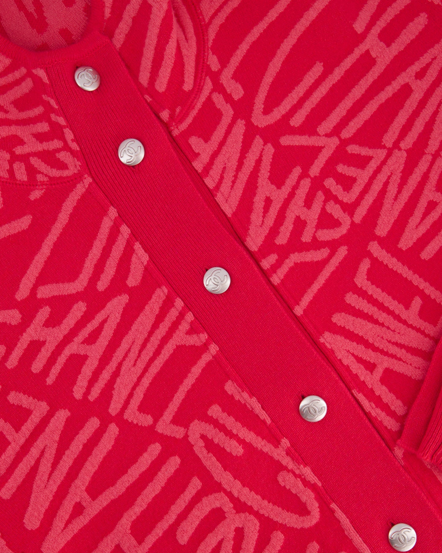 Chanel 21N Hot Pink Cashmere Button Down Long Sleeve Jumper with Hood and Logo Details Size FR 40 (UK 12) £3,425