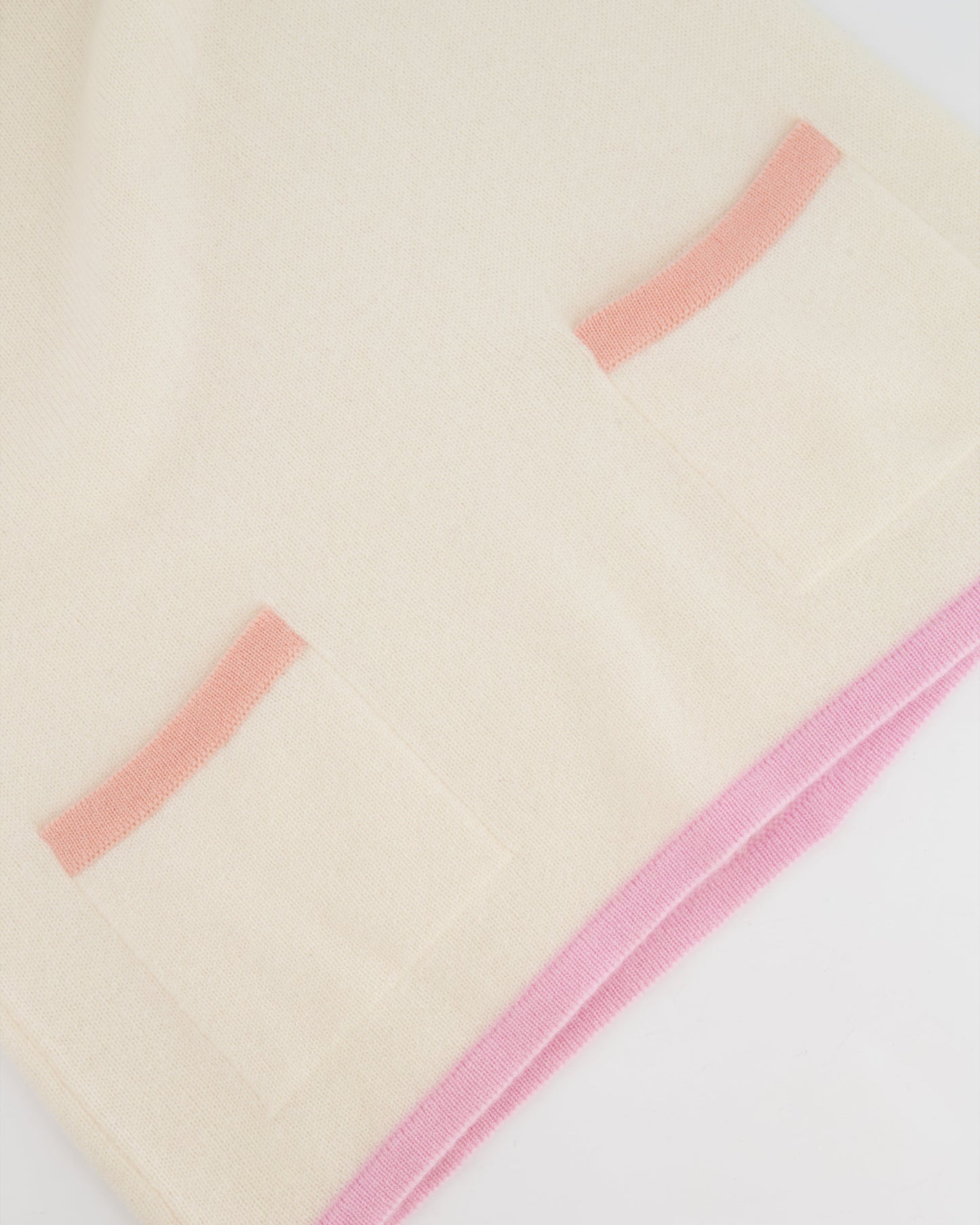 Chanel Cruise 1998 Cream and Pastel Multicolour Cashmere Jumper with Back CC Logo Detail Size FR 42 (UK 14)