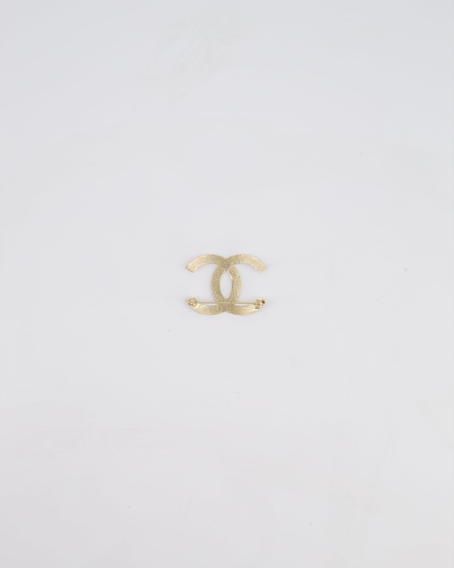 Chanel 16B Champagne Gold CC Textured Brooch