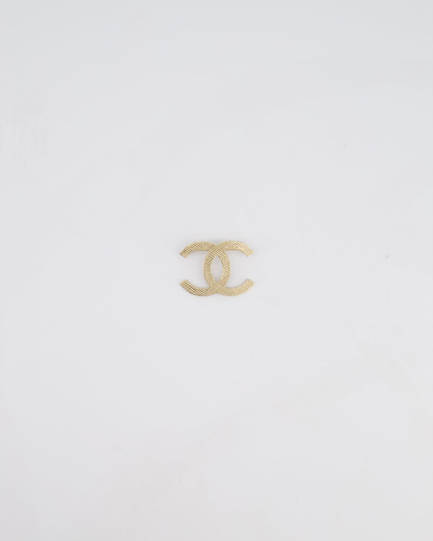 Chanel 16B Champagne Gold CC Textured Brooch