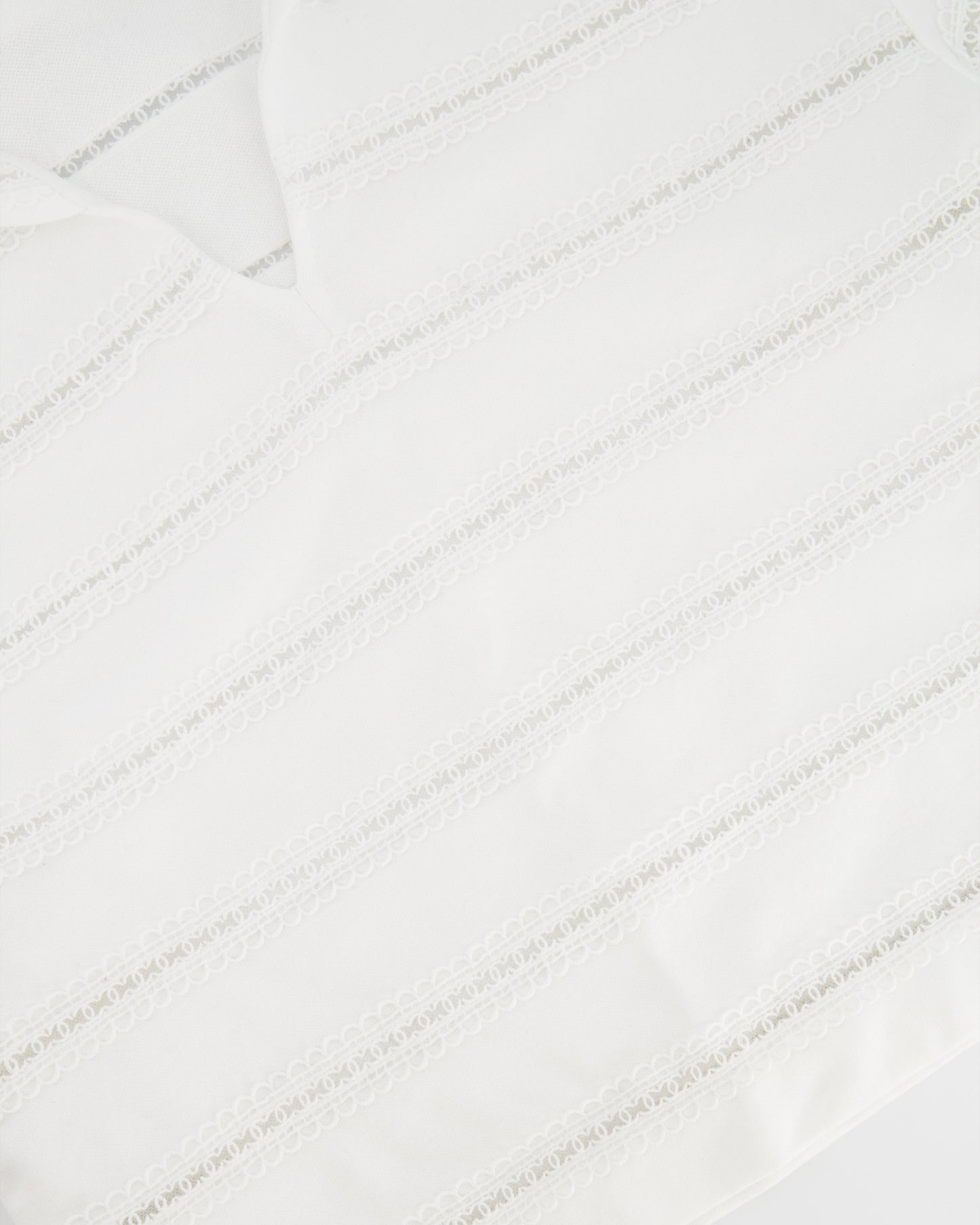 Chanel White Blo  with CC Logo Embroideries Size FR 34 (UK 6)