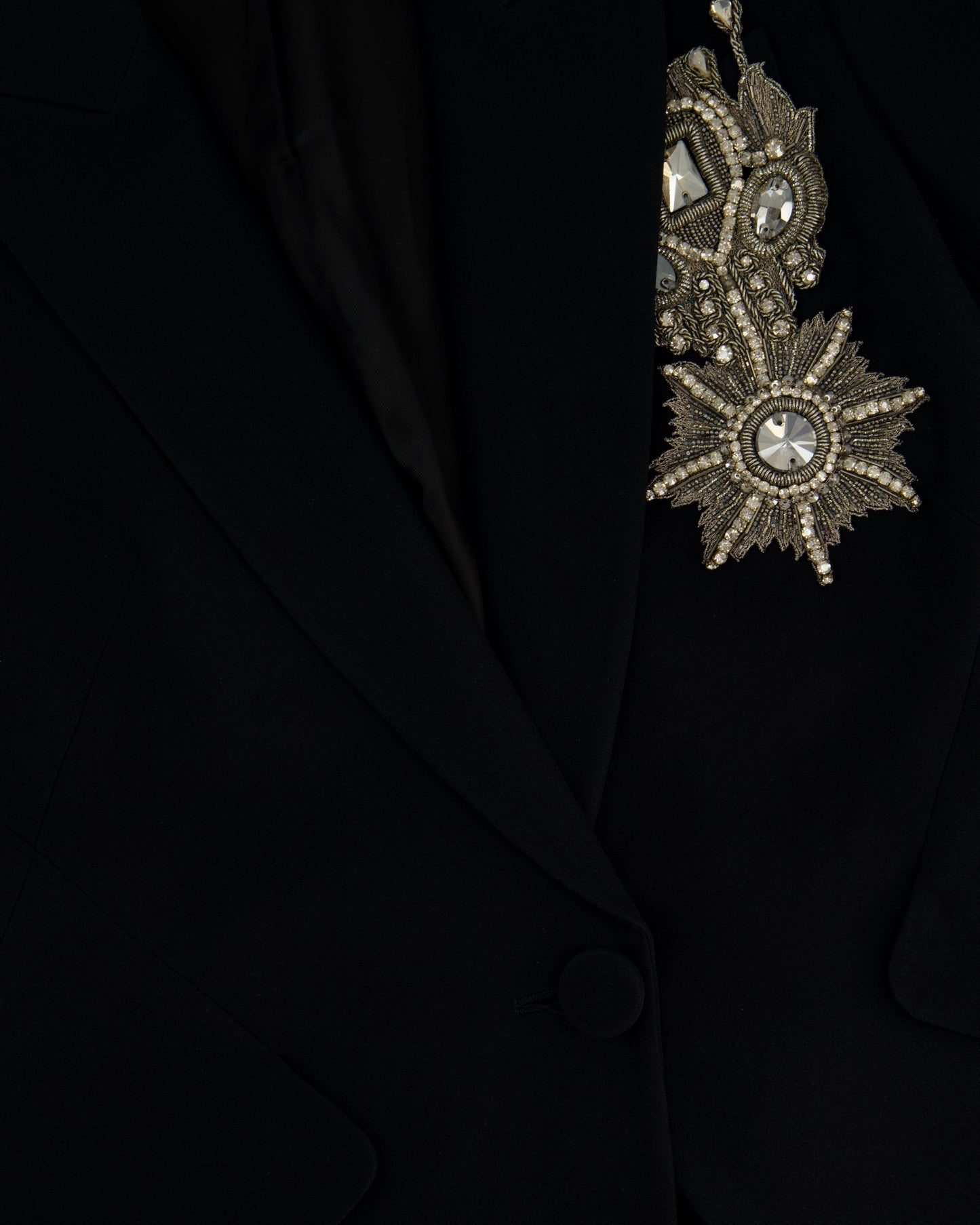 Alexander McQueen Black Tailored Blazer Jacket and Matching Tro rs Set with Metallic Embroidery Detail Size IT 36 (UK 4)