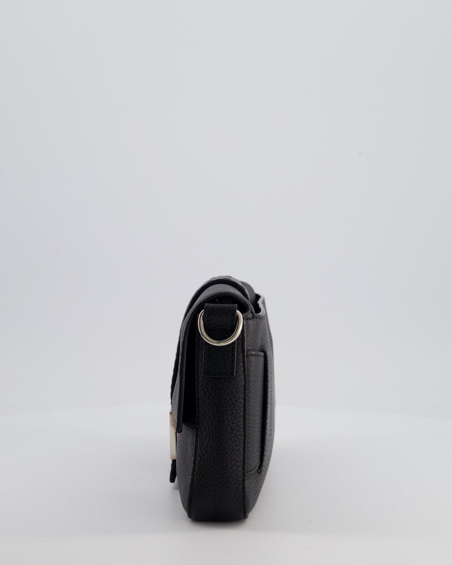 *MENSWEAR* Fendi Black Selleria Baguette Bag In Grained Leather with Silver Hardware