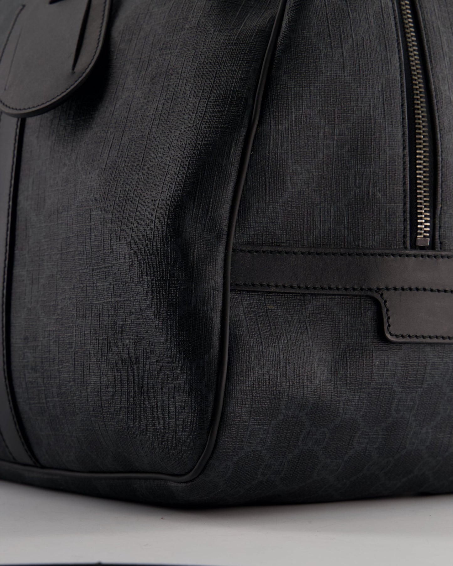 Gucci Black GG Carry On Duffle Bag in Supreme Coated Canvas with Leather Handles Detail