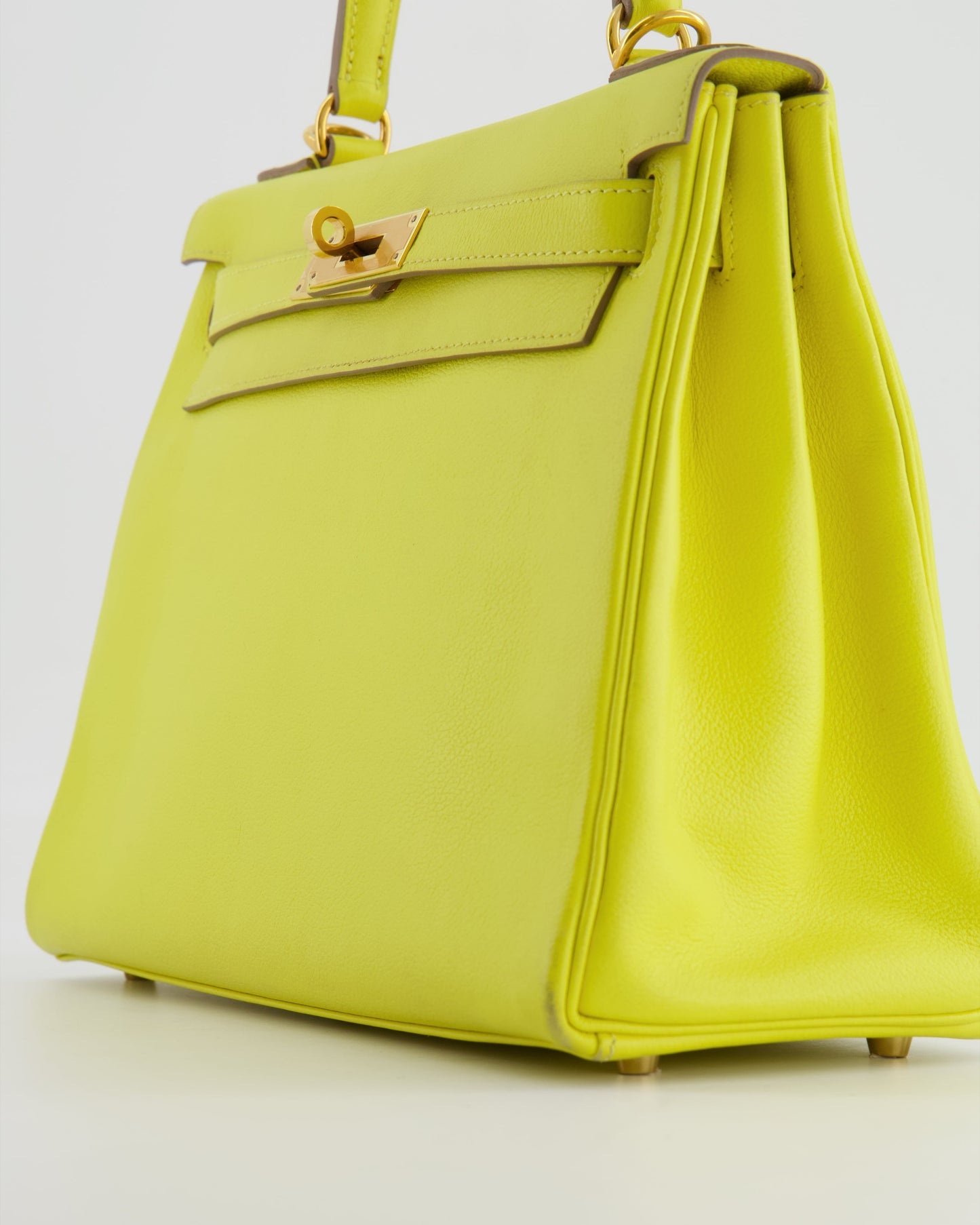 *FIRE PRICE* Herm�s Kelly 28 Retourne Bag in Lime Evercolor Leather with Gold Hardware