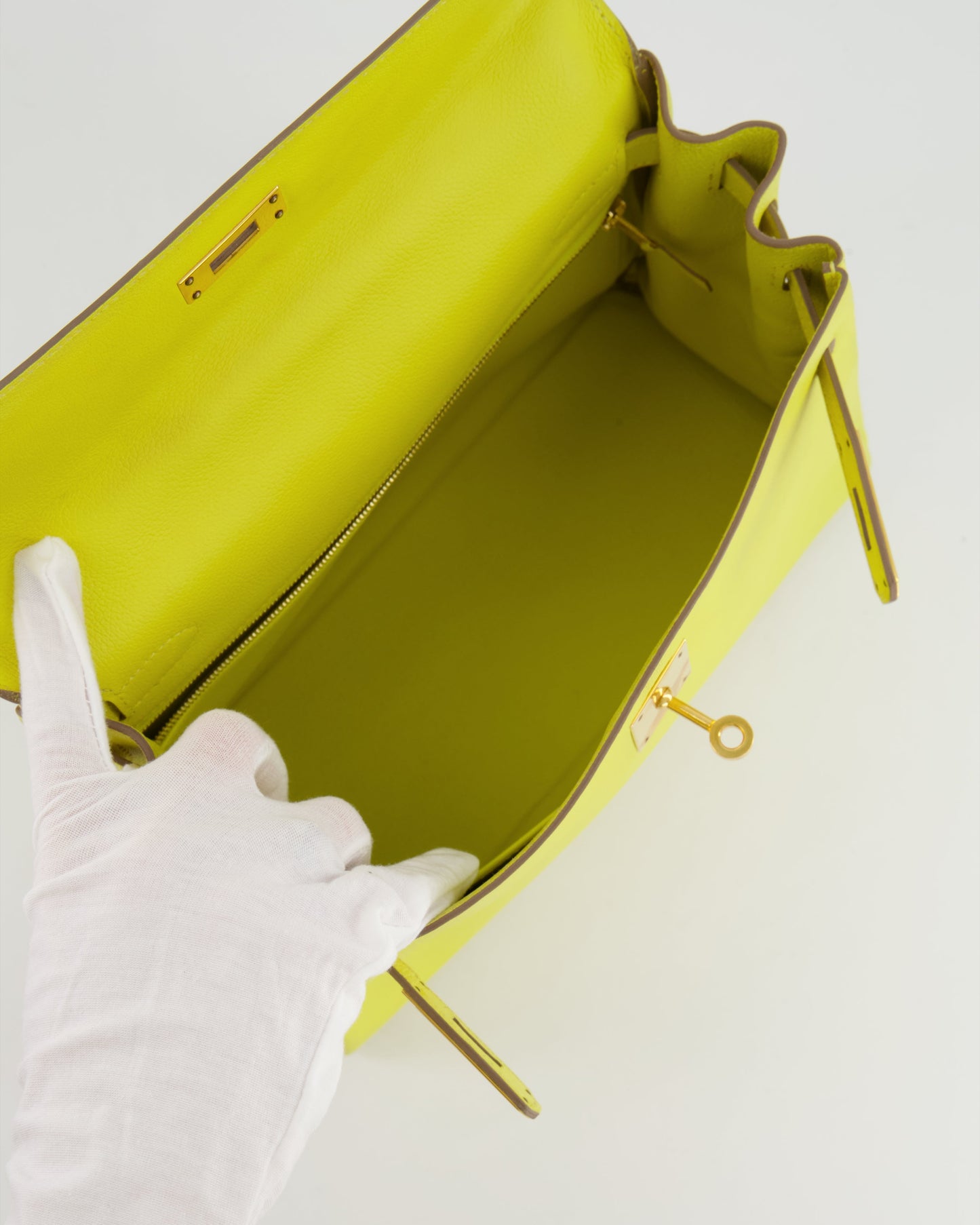 *FIRE PRICE* Herm�s Kelly 28 Retourne Bag in Lime Evercolor Leather with Gold Hardware